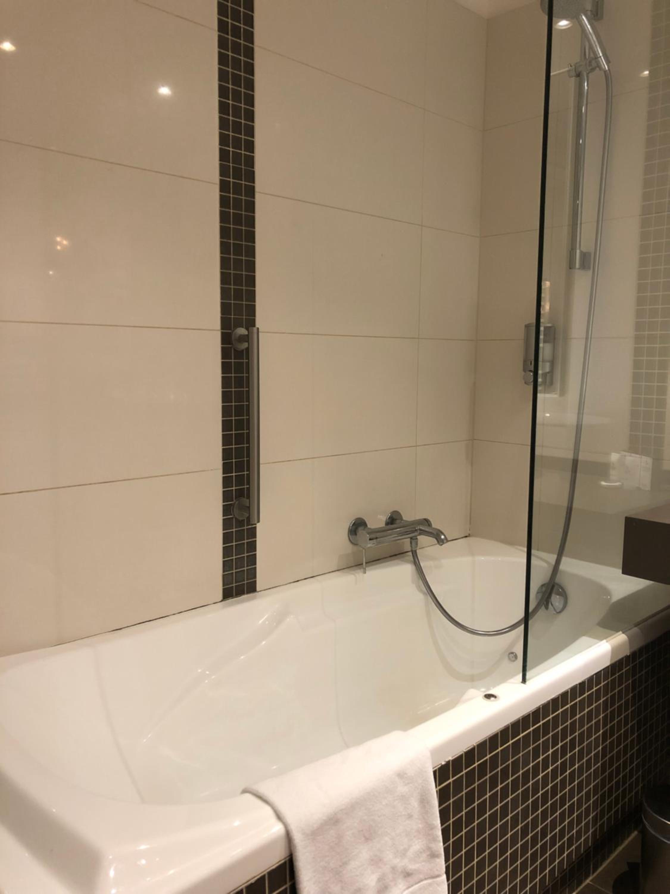 Deluxe Double Room with Bath photo 2