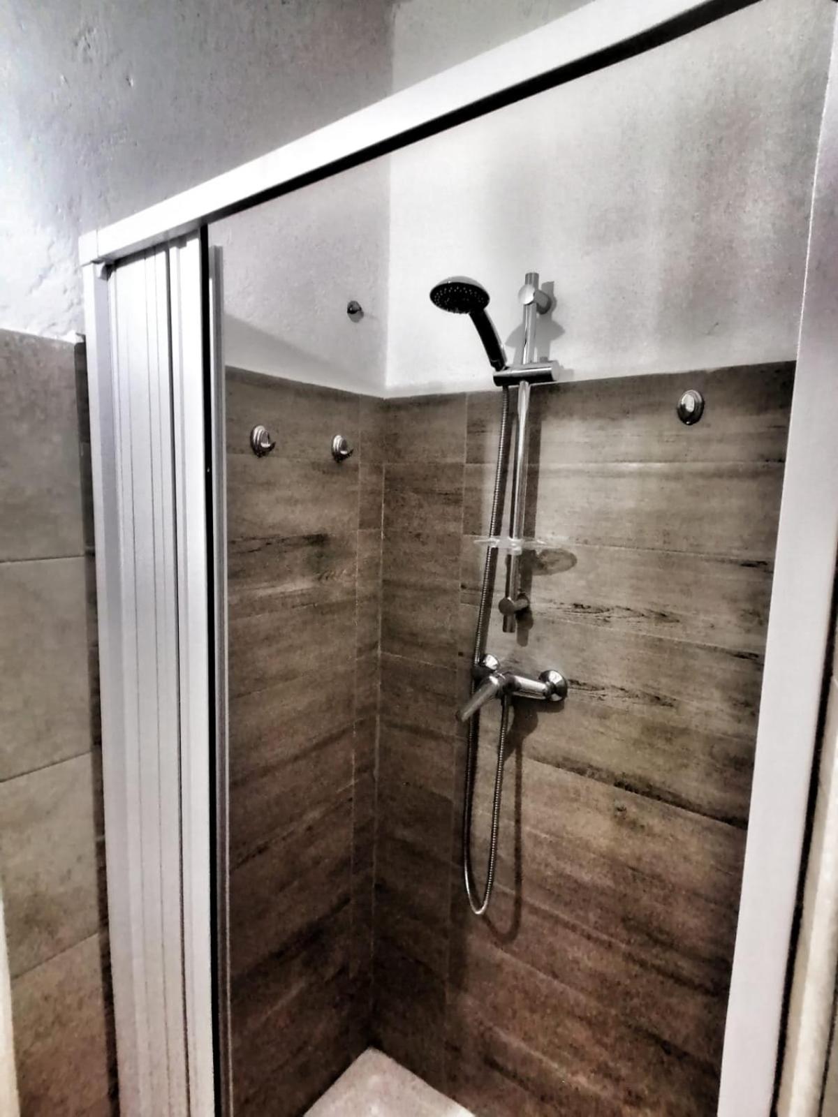 Apartment - Split Level - Photo 34