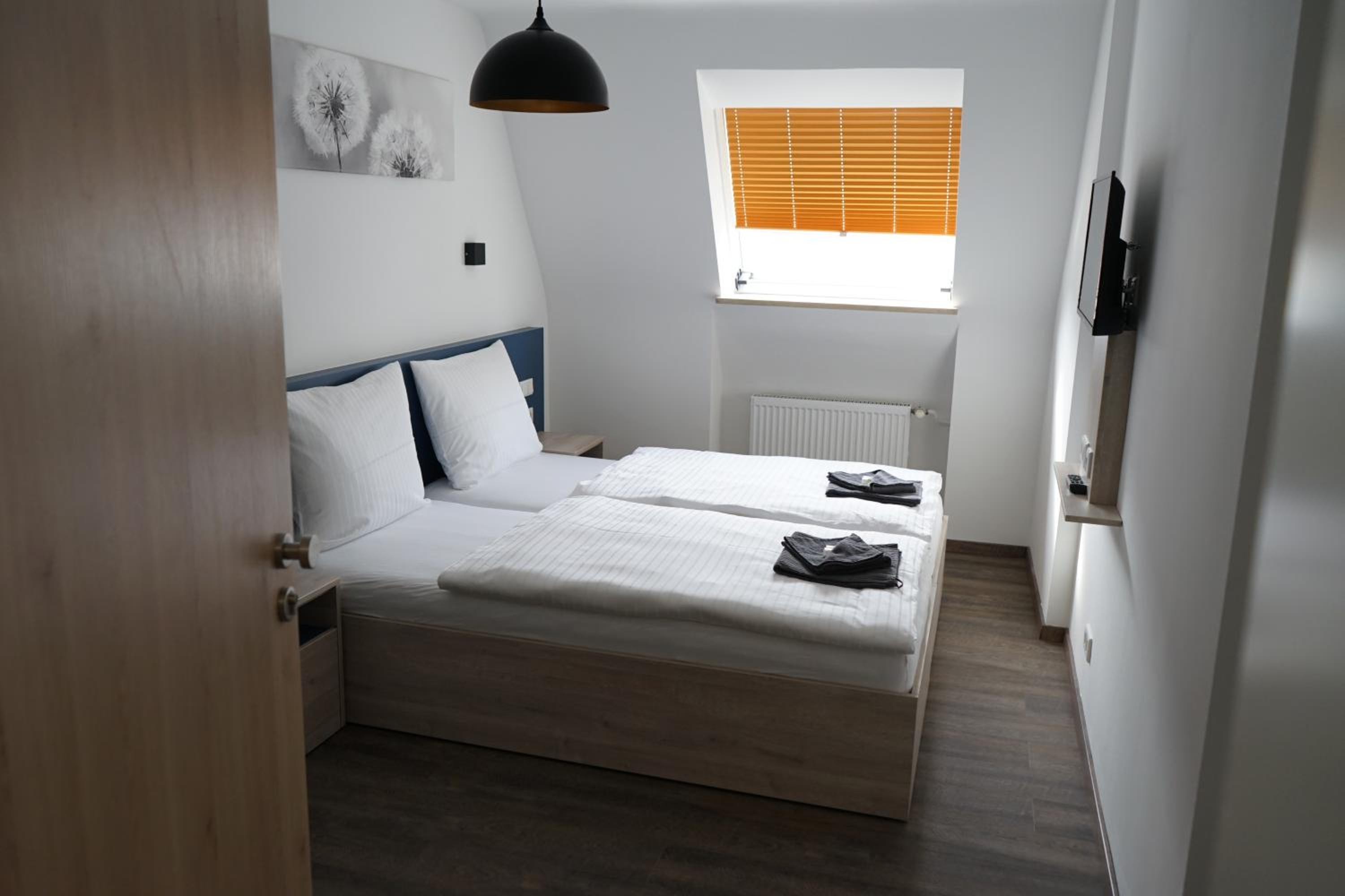 Quadruple Room - Photo 9