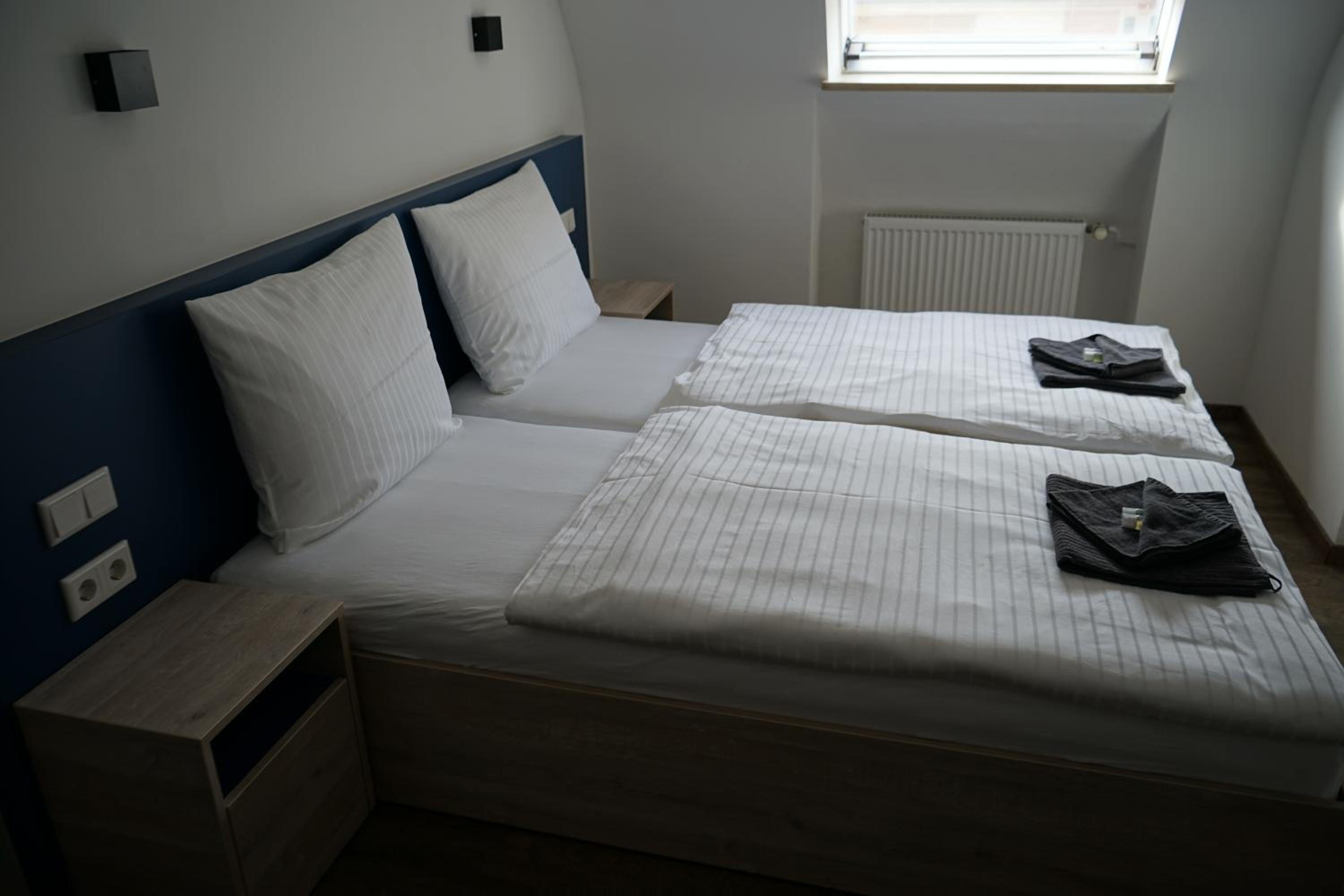 Quadruple Room - Photo 2