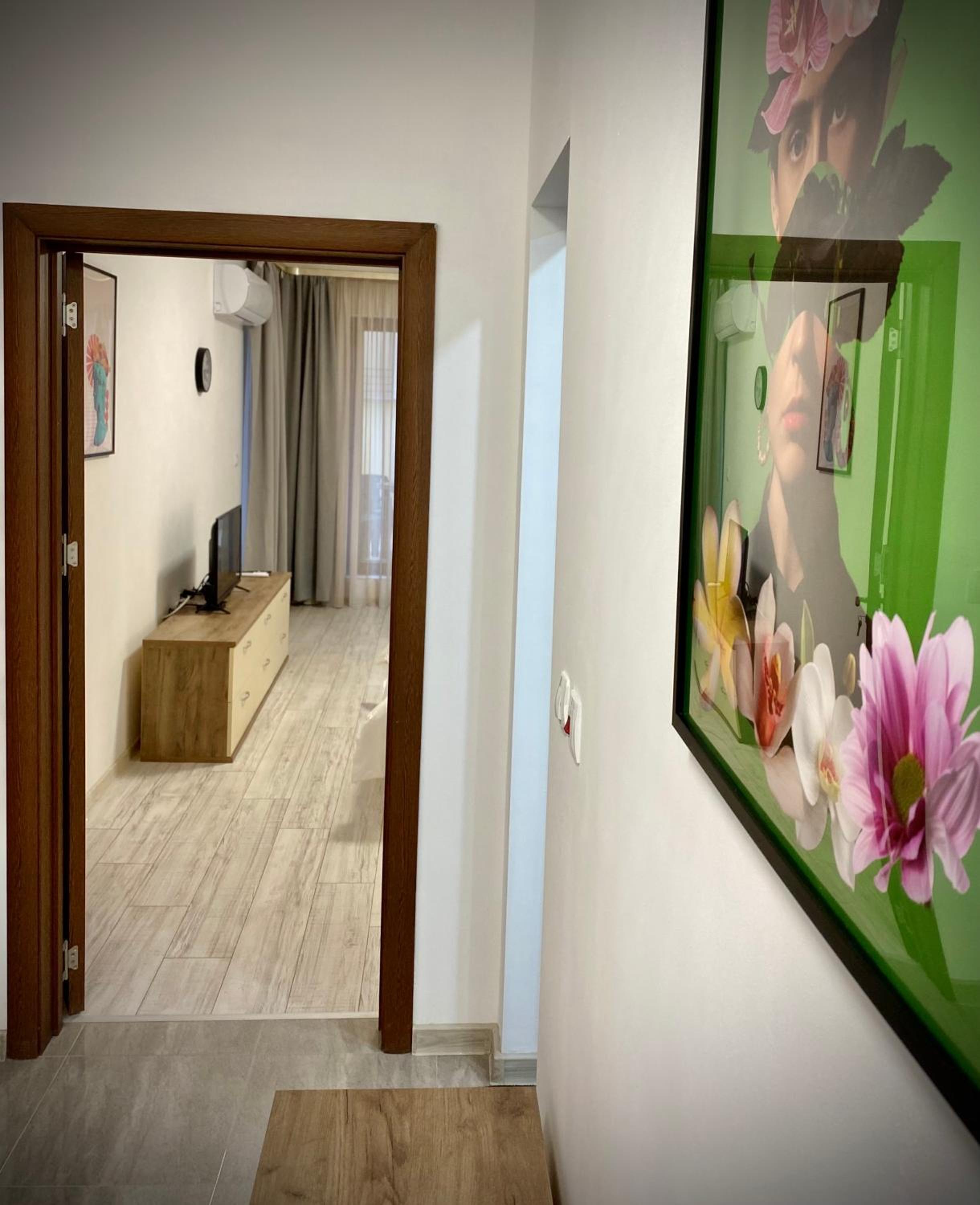 Two-Bedroom Apartment - Photo 8