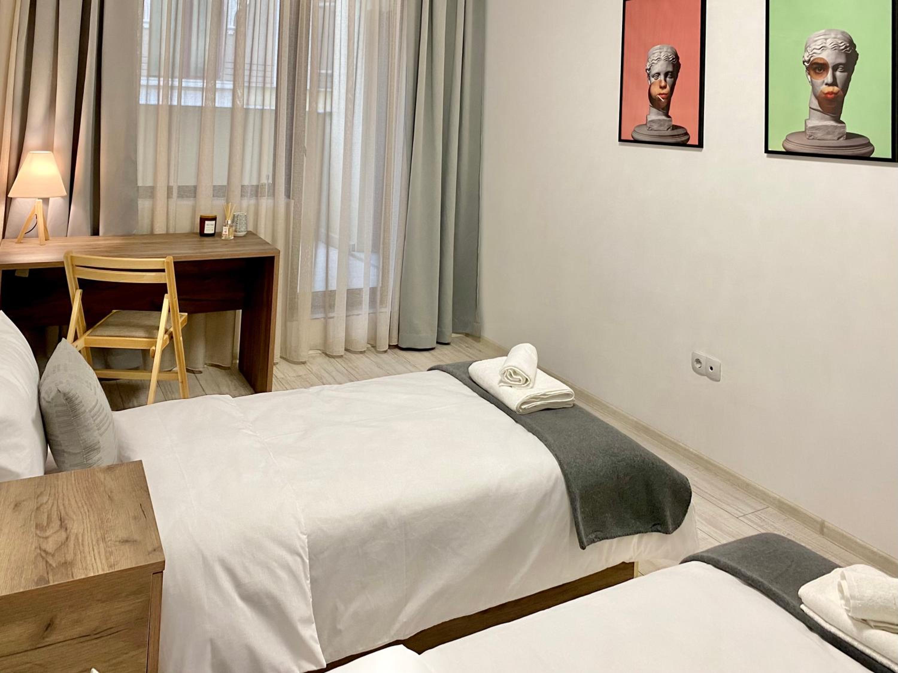 Two-Bedroom Apartment - Photo 21