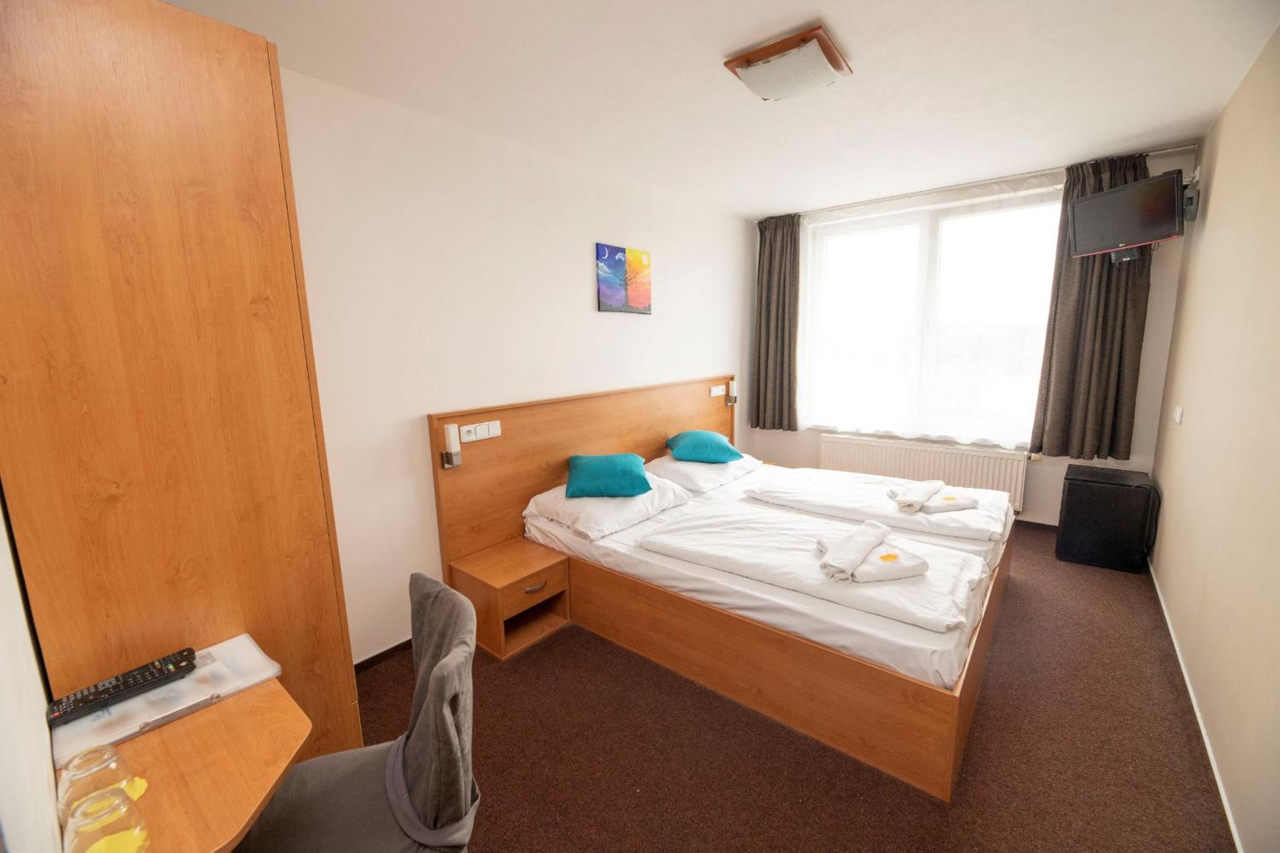 Double Room - Photo 1