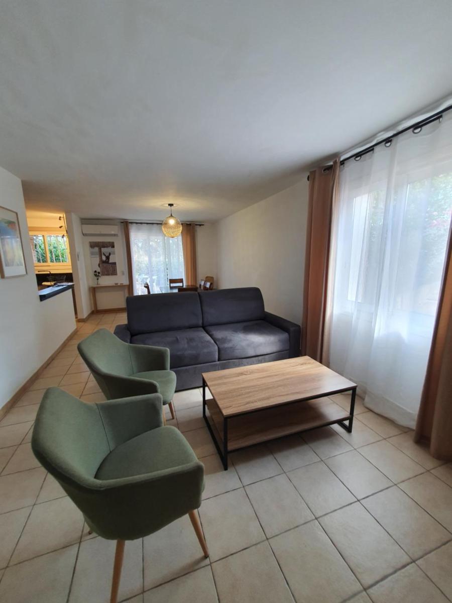 Two-Bedroom Apartment - Photo 7