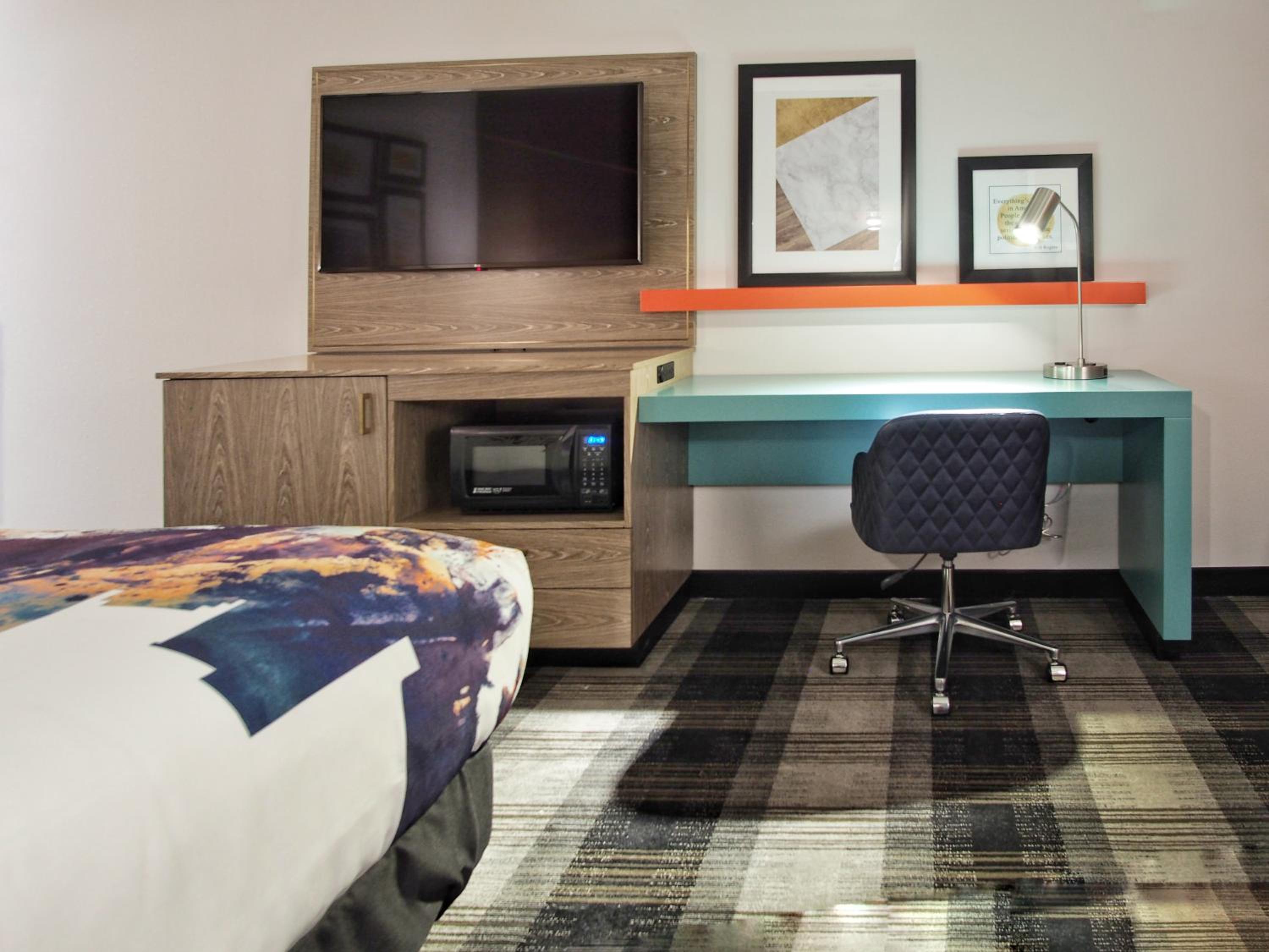 Queen Room with Two Queen Beds photo 2