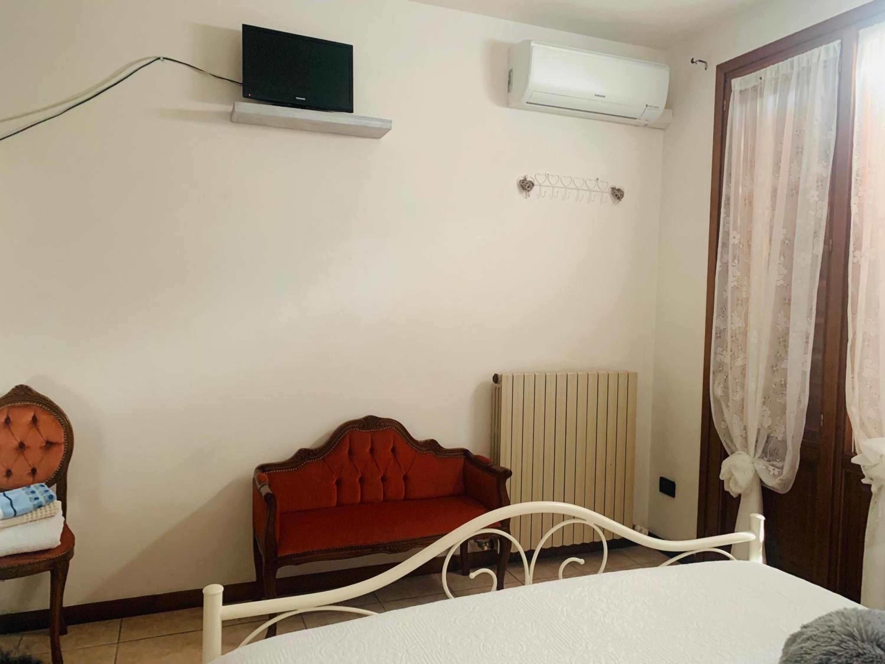 Deluxe Double or Twin Room photo 1