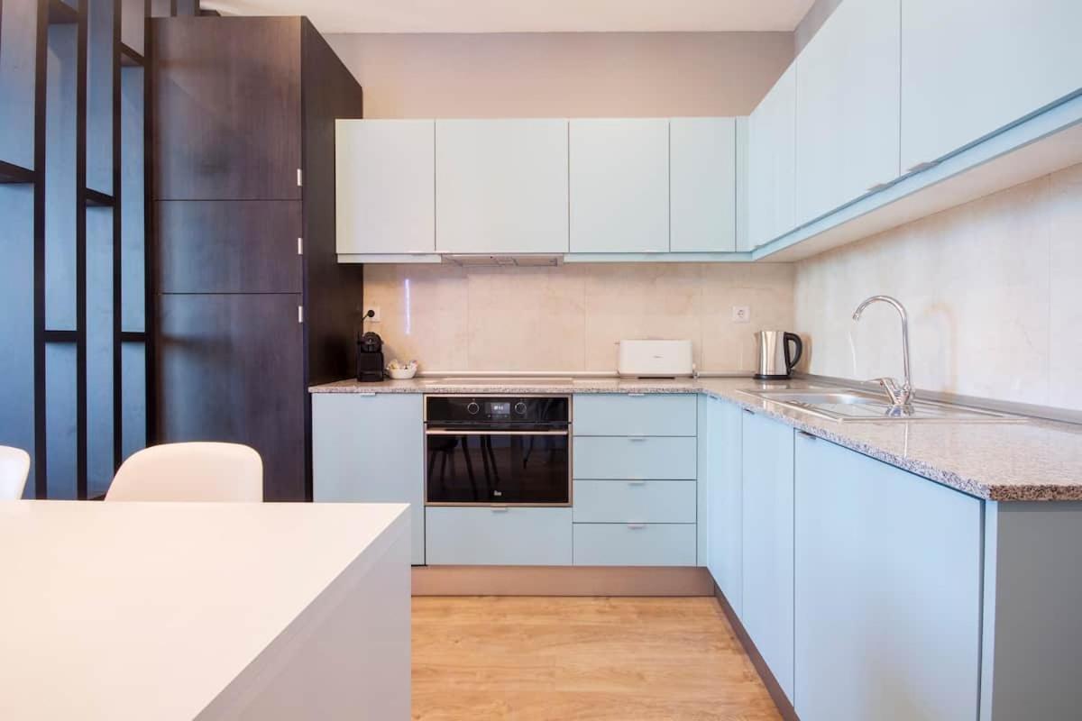 One-Bedroom Apartment - Photo 4