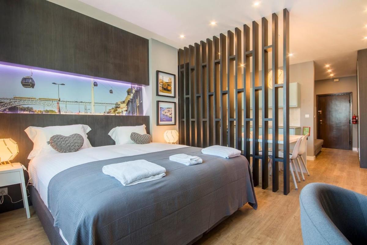 One-Bedroom Apartment - Photo 7