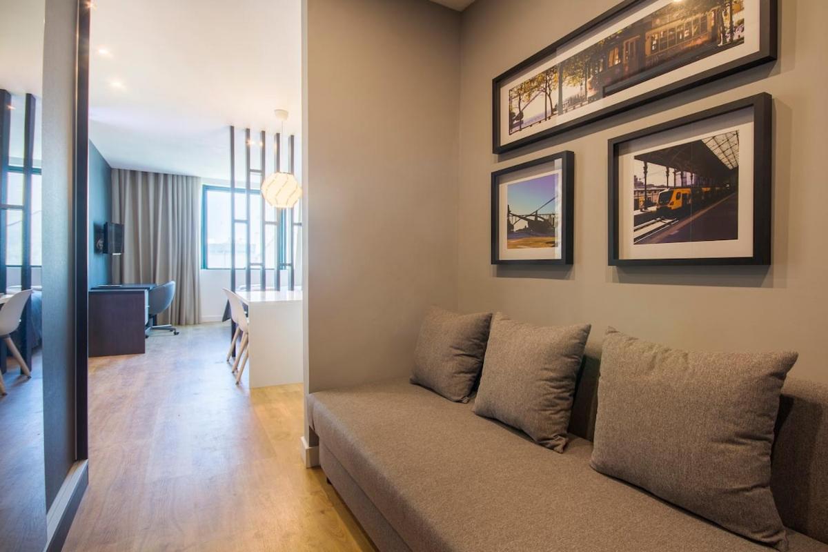 One-Bedroom Apartment - Photo 16