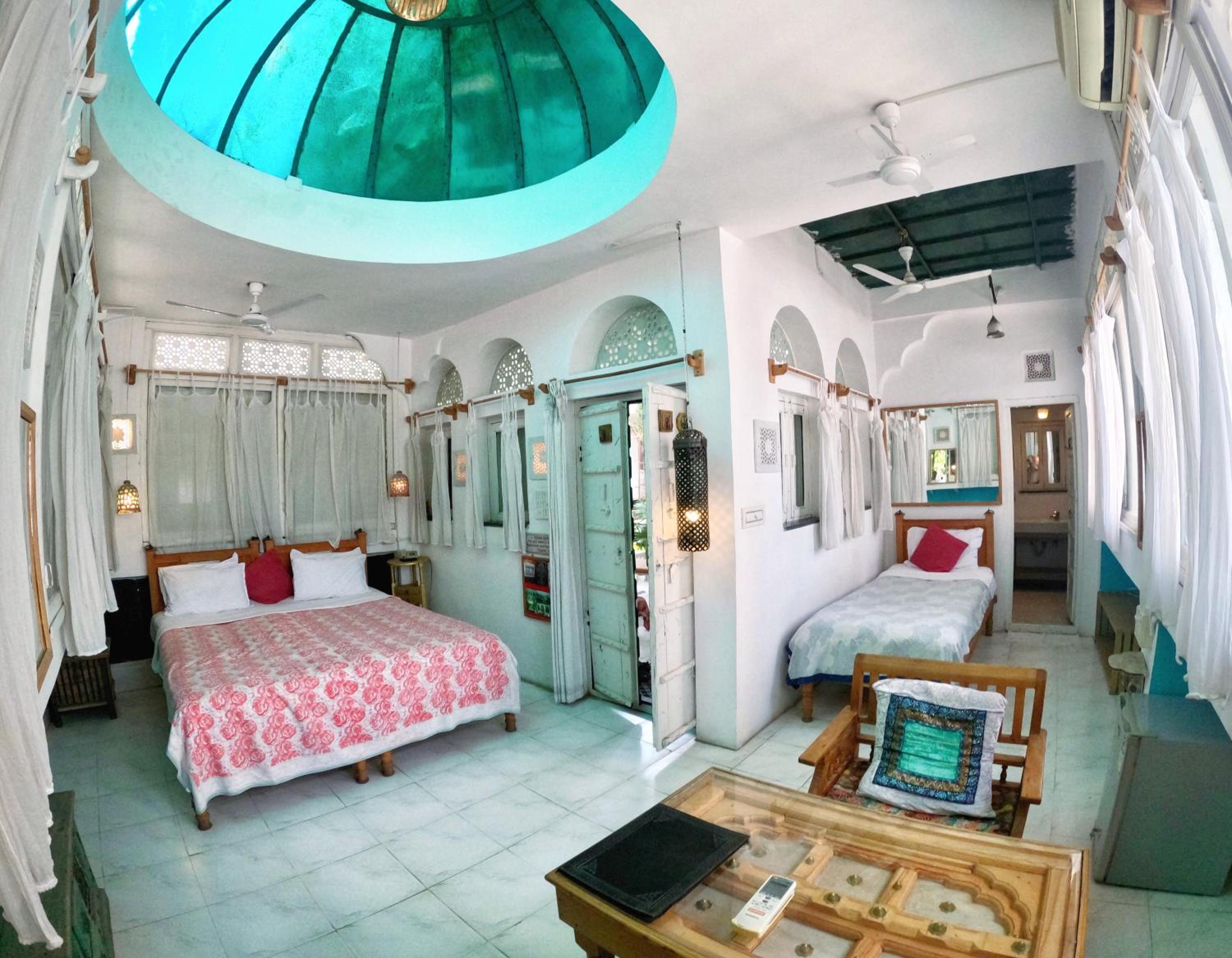 Triple Room with Bathroom