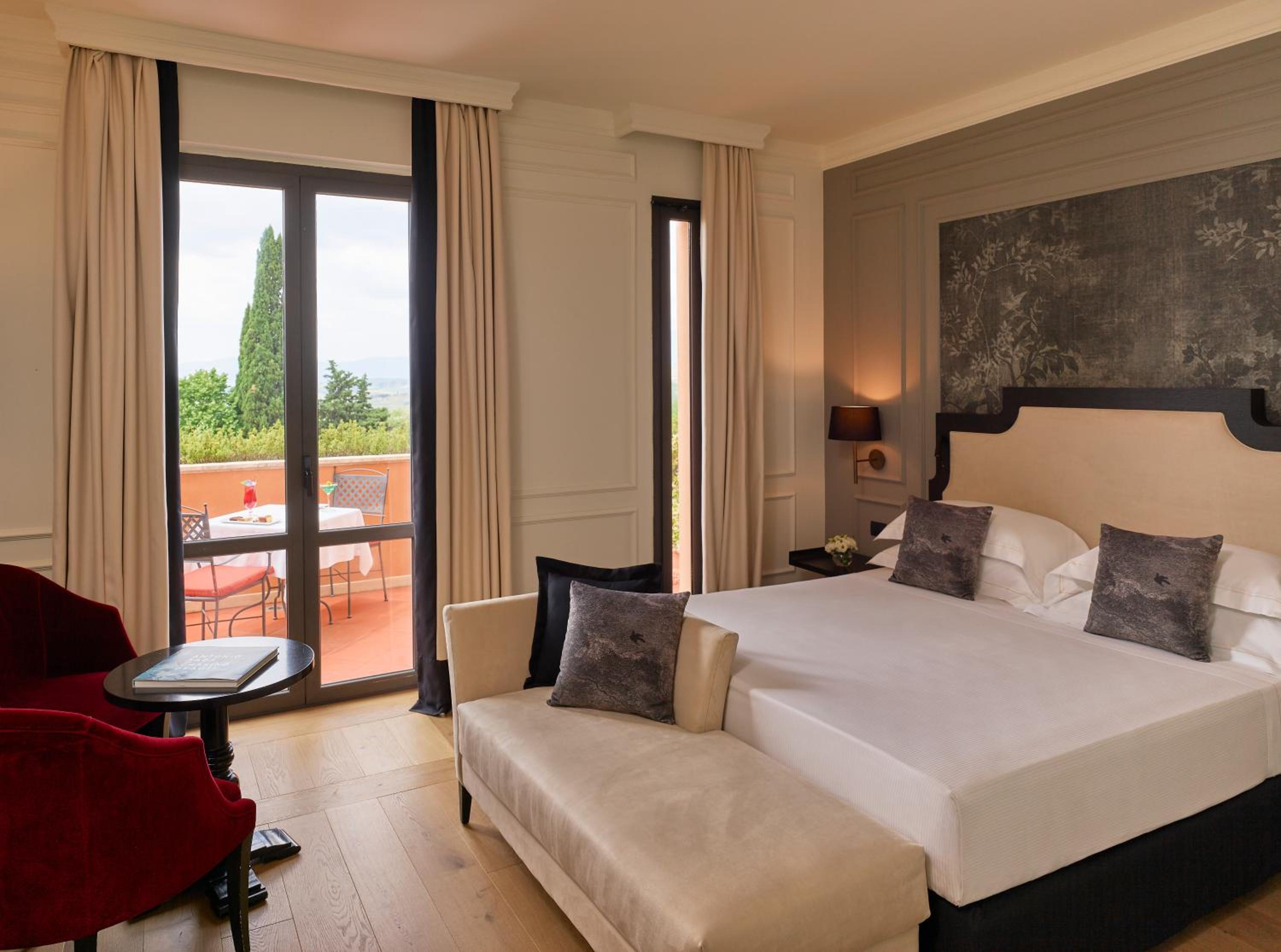 Deluxe Double Room with Balcony - Valley View  - Photo 1