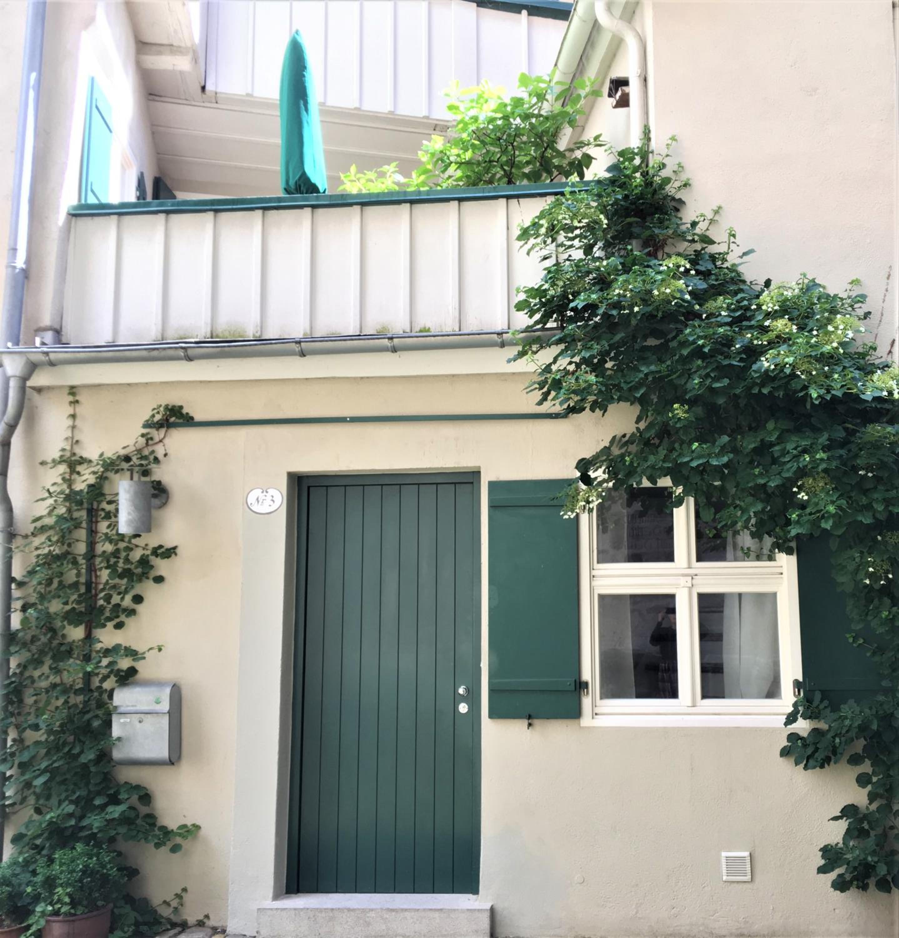 Two-Bedroom House photo 3