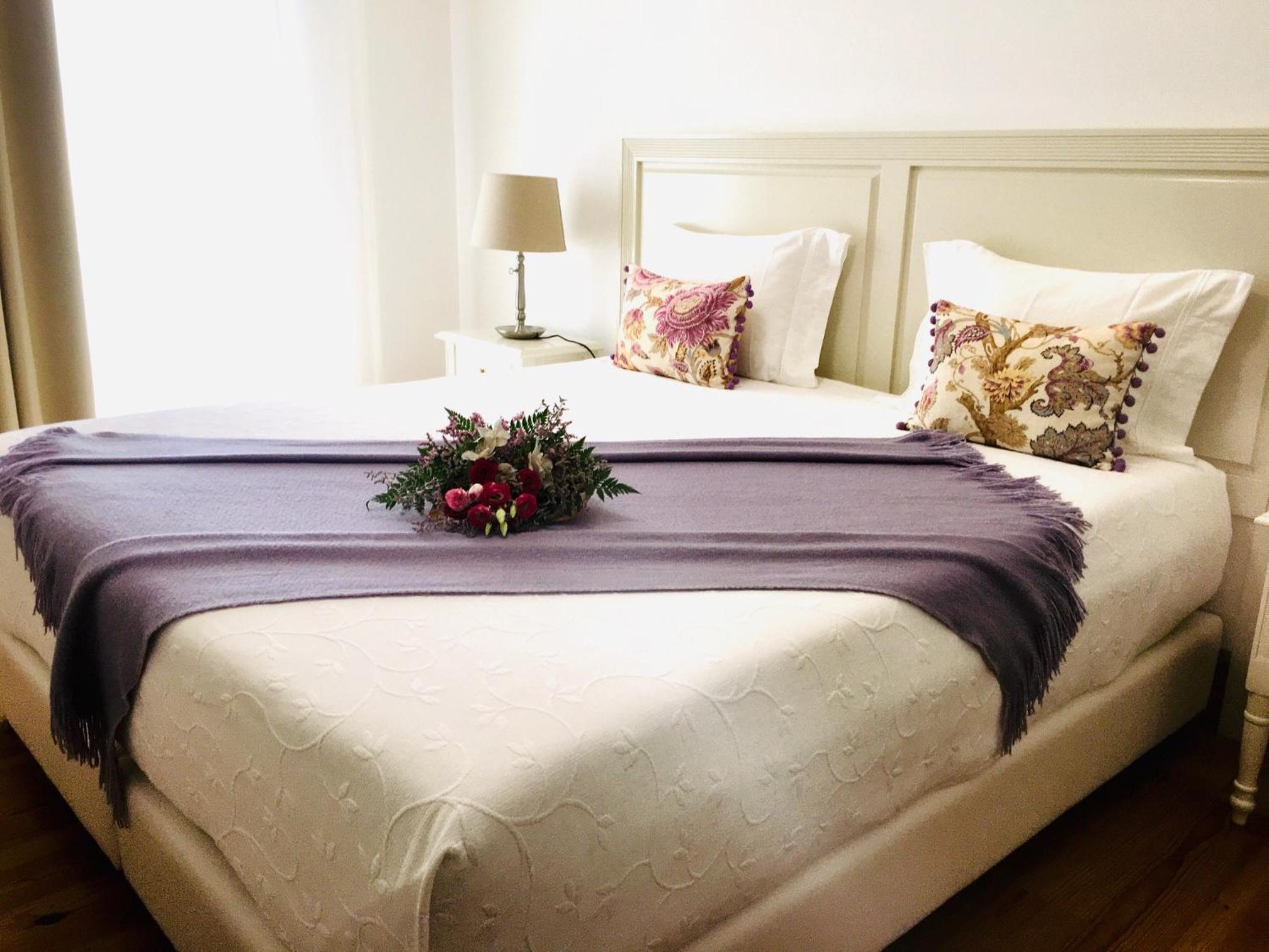 Double Room with Balcony - Photo 7