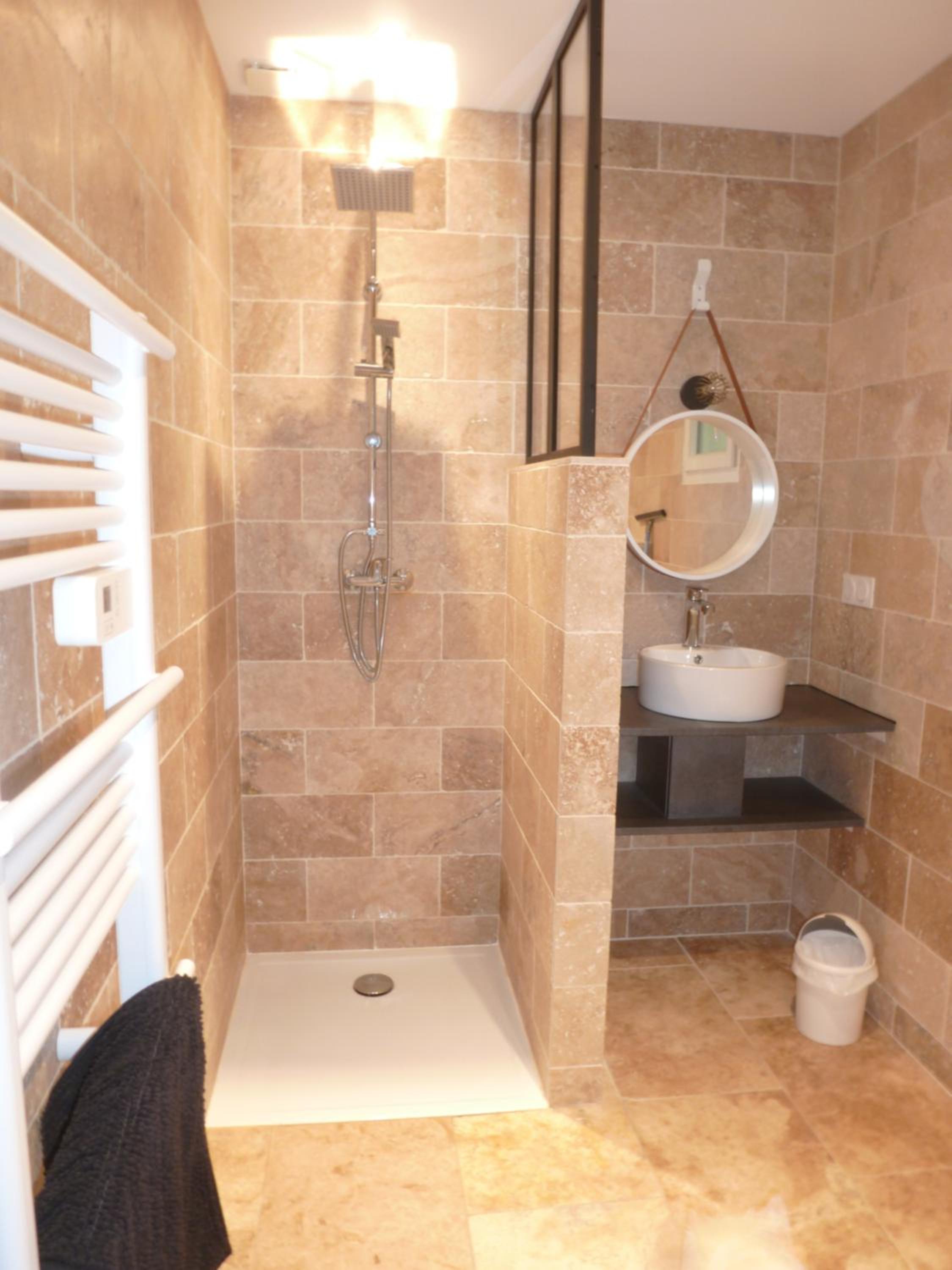 One-Bedroom Apartment - Photo 5