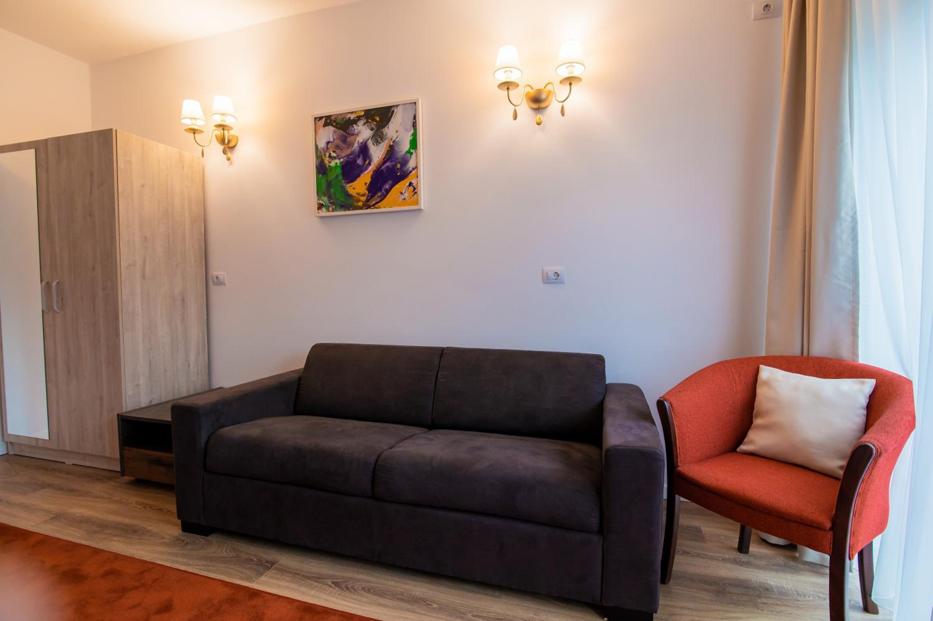 Suite with Terrace - Photo 23