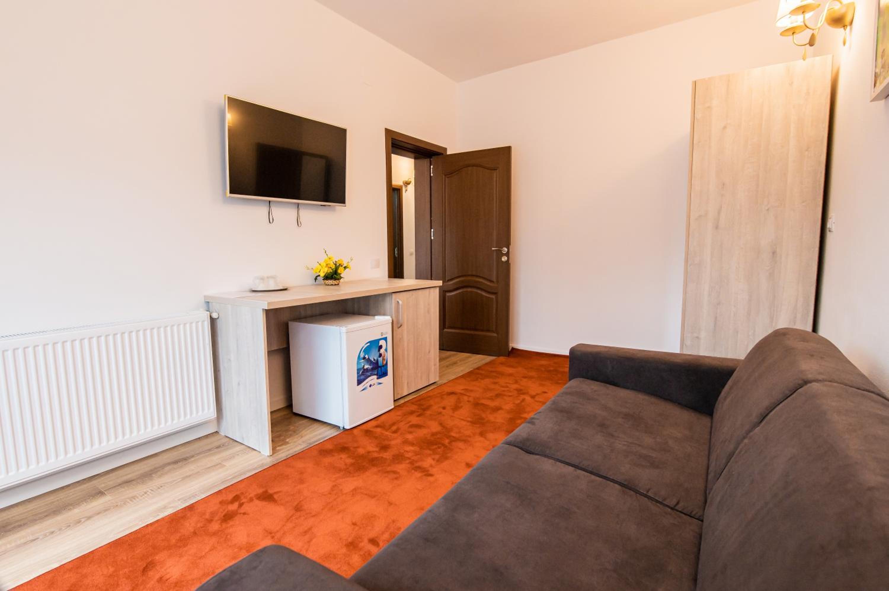 Suite with Terrace - Photo 24