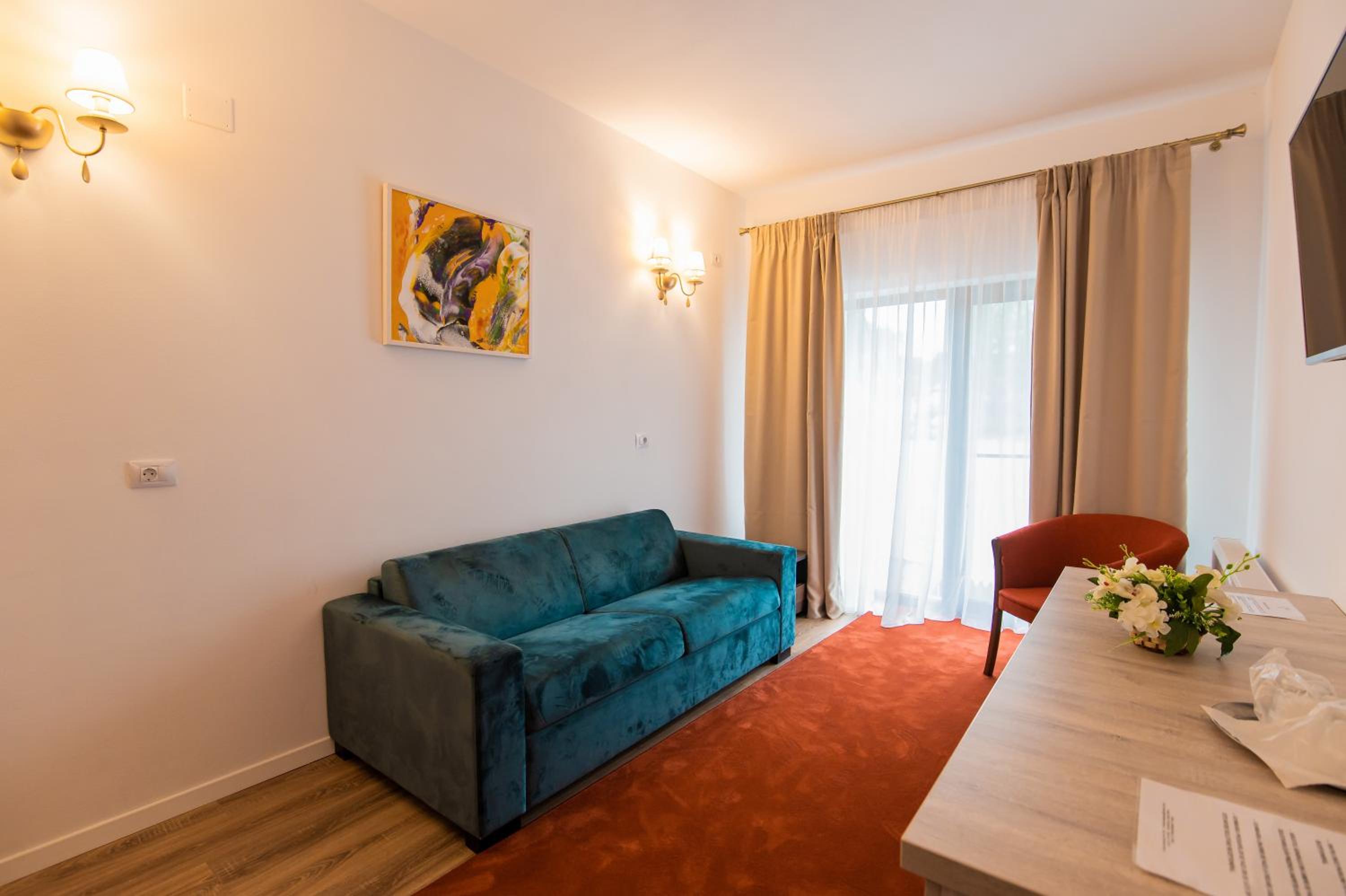 Suite with Terrace - Photo 2
