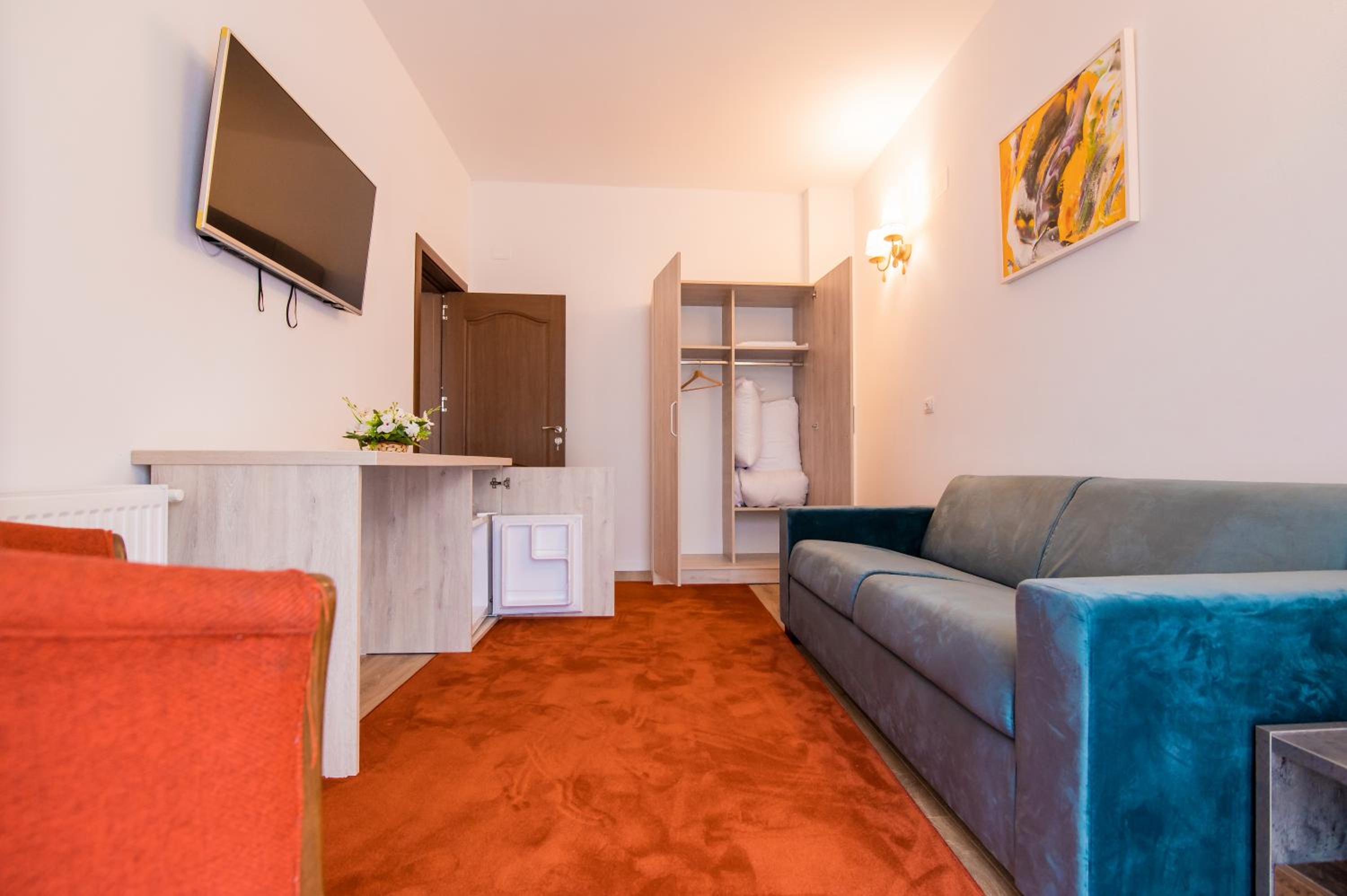 Suite with Terrace - Photo 3