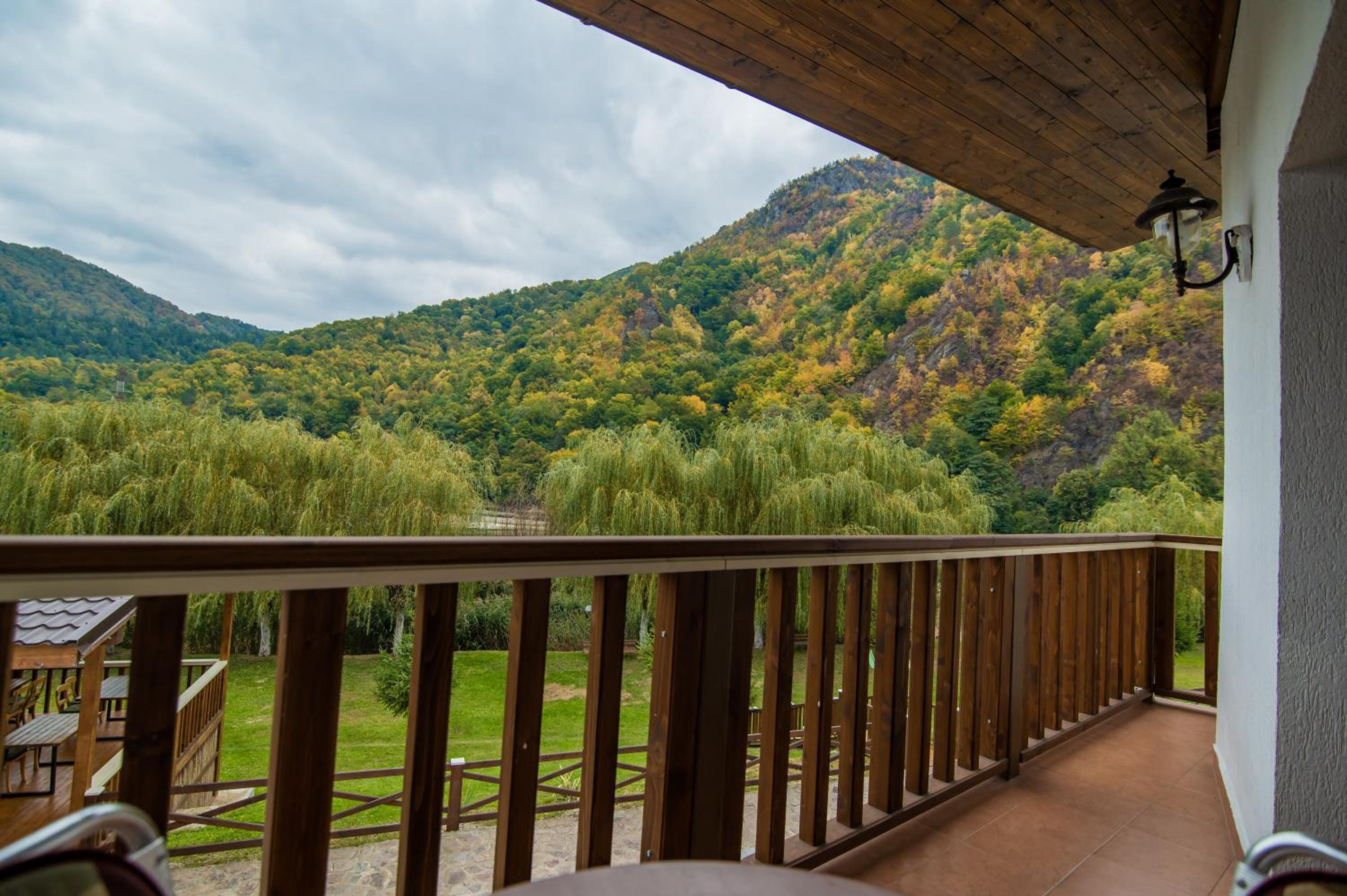 Suite with Balcony Building A - Photo 2