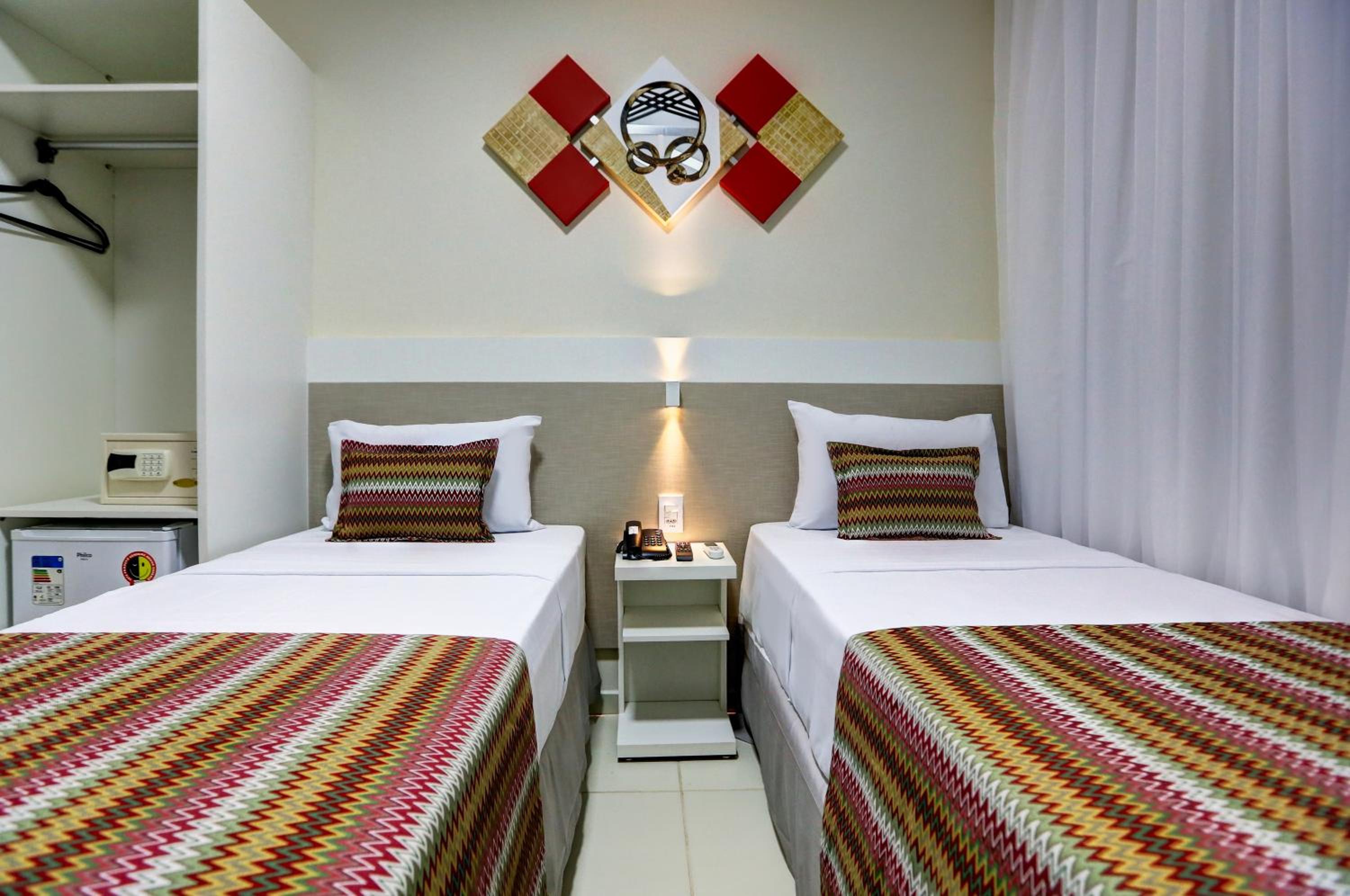 Standard Twin Room - Photo 1