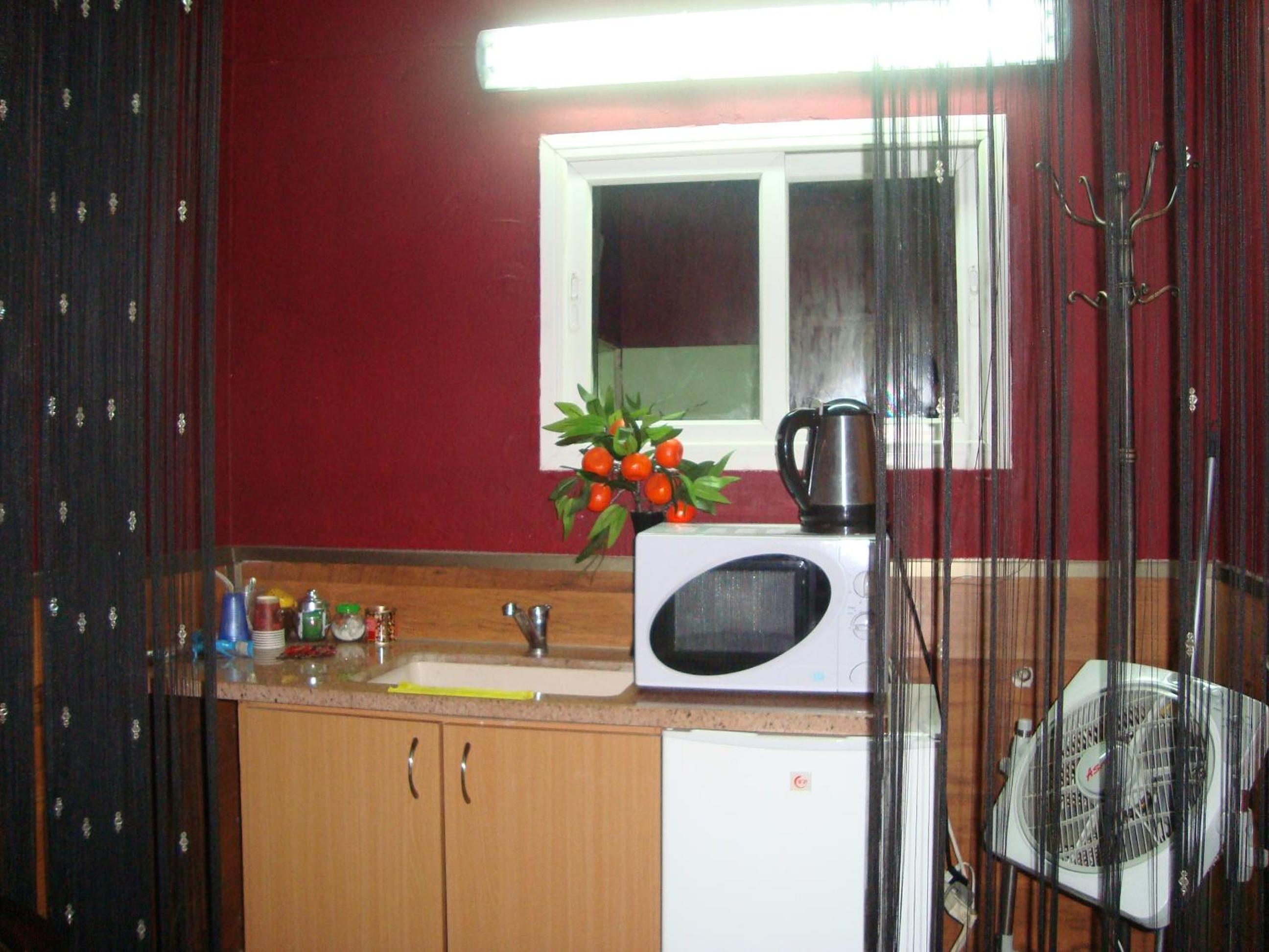 King Suite with Spa Bath - Photo 7