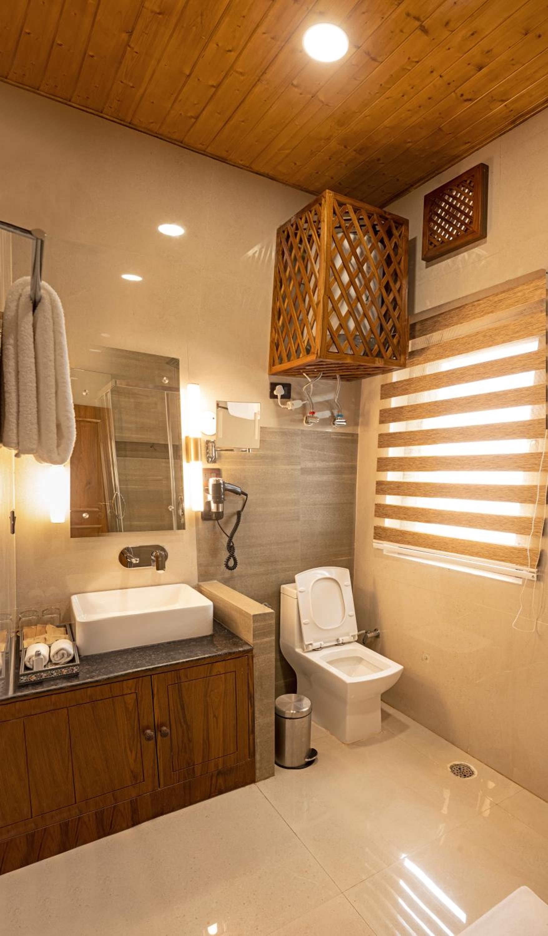 Mountain View Premium Room with Complimentary Return Gondola Ride Once Per Day - Photo 2