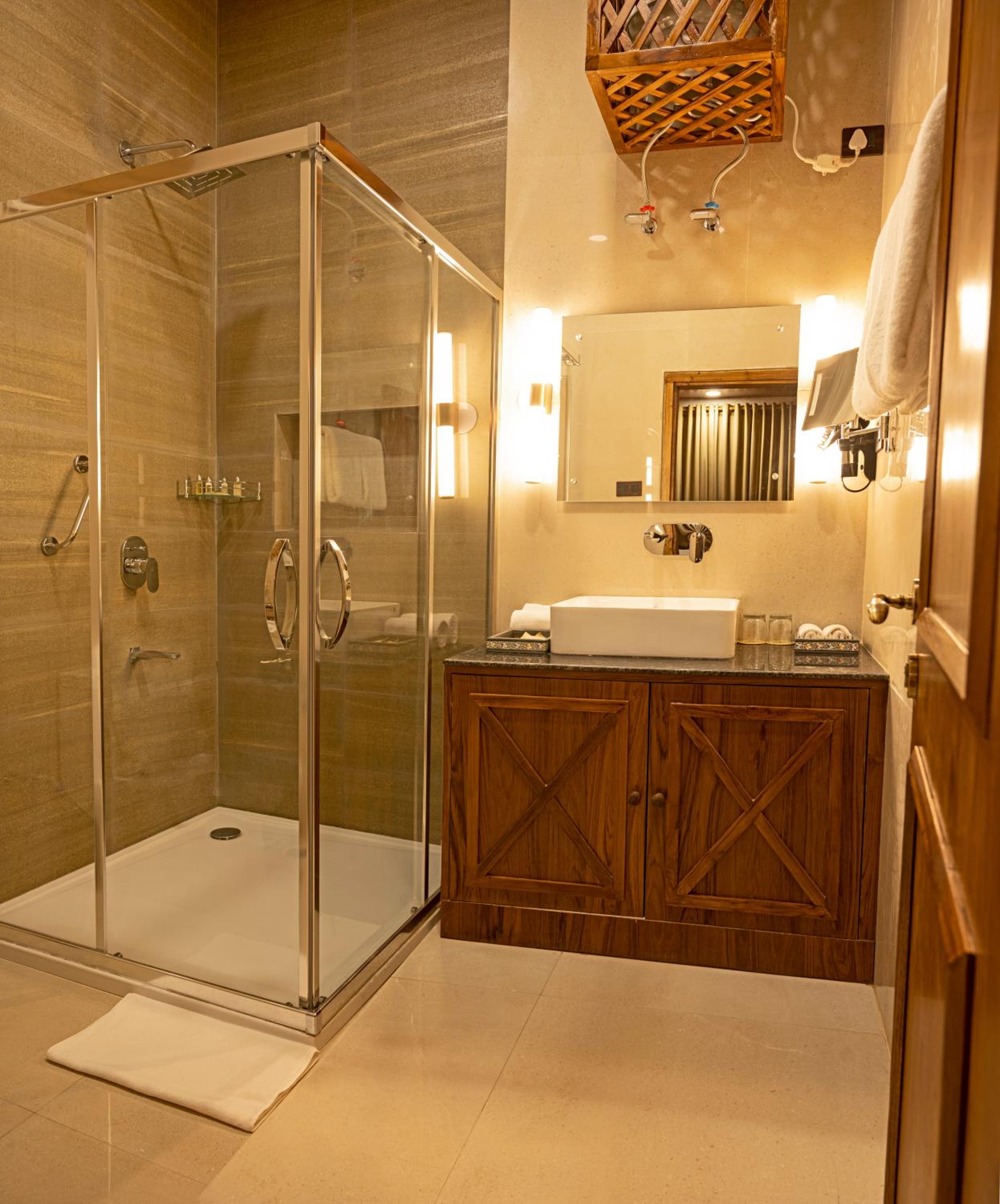 Mountain View Suite and Complimentary Unlimited Gondola Rides