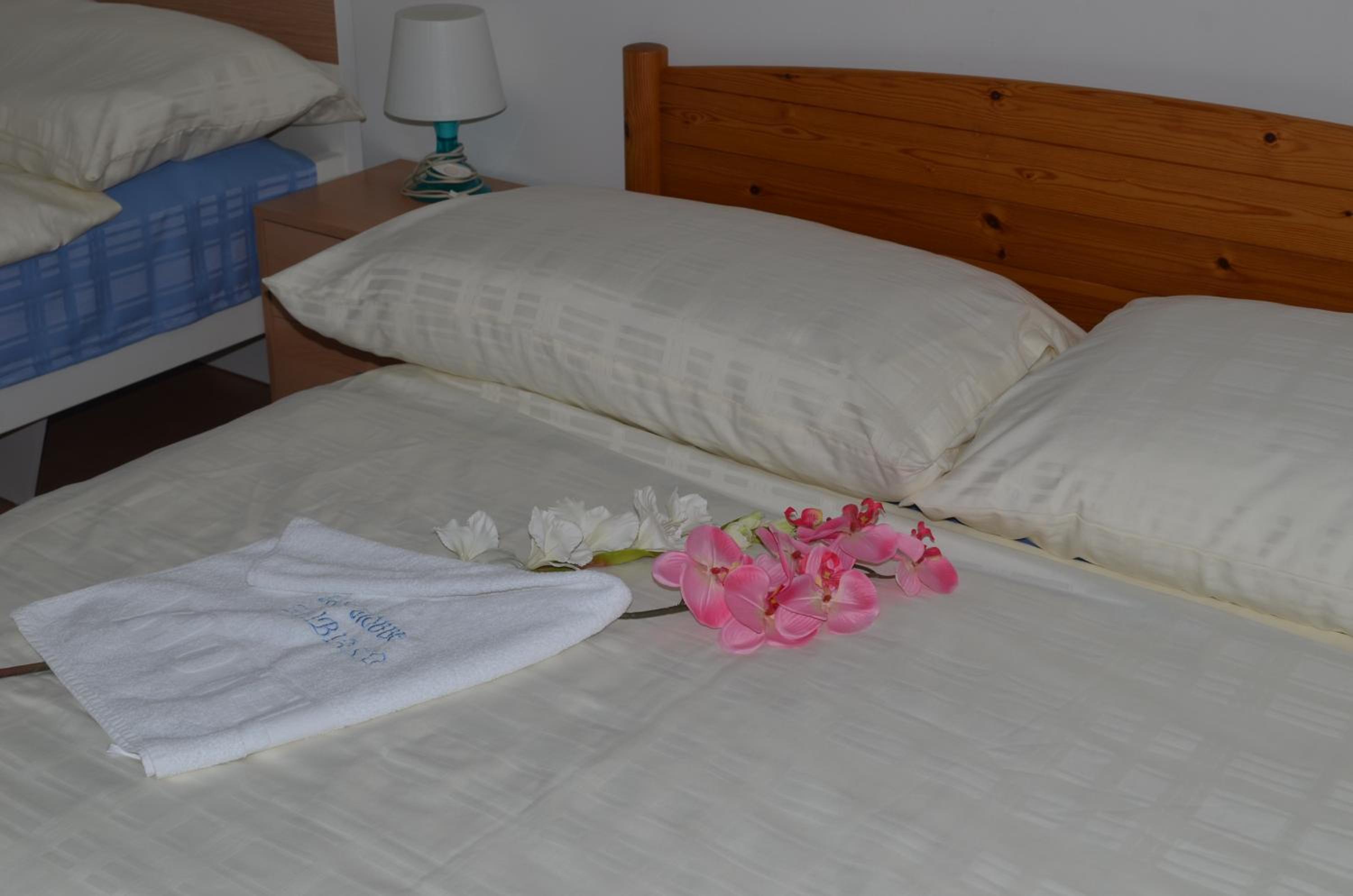 Quadruple Room - Photo 3