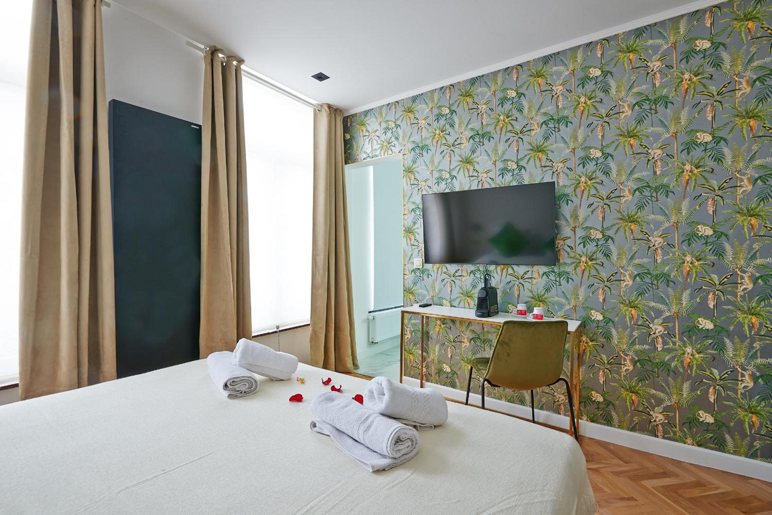 Superior Queen Room - Photo 1