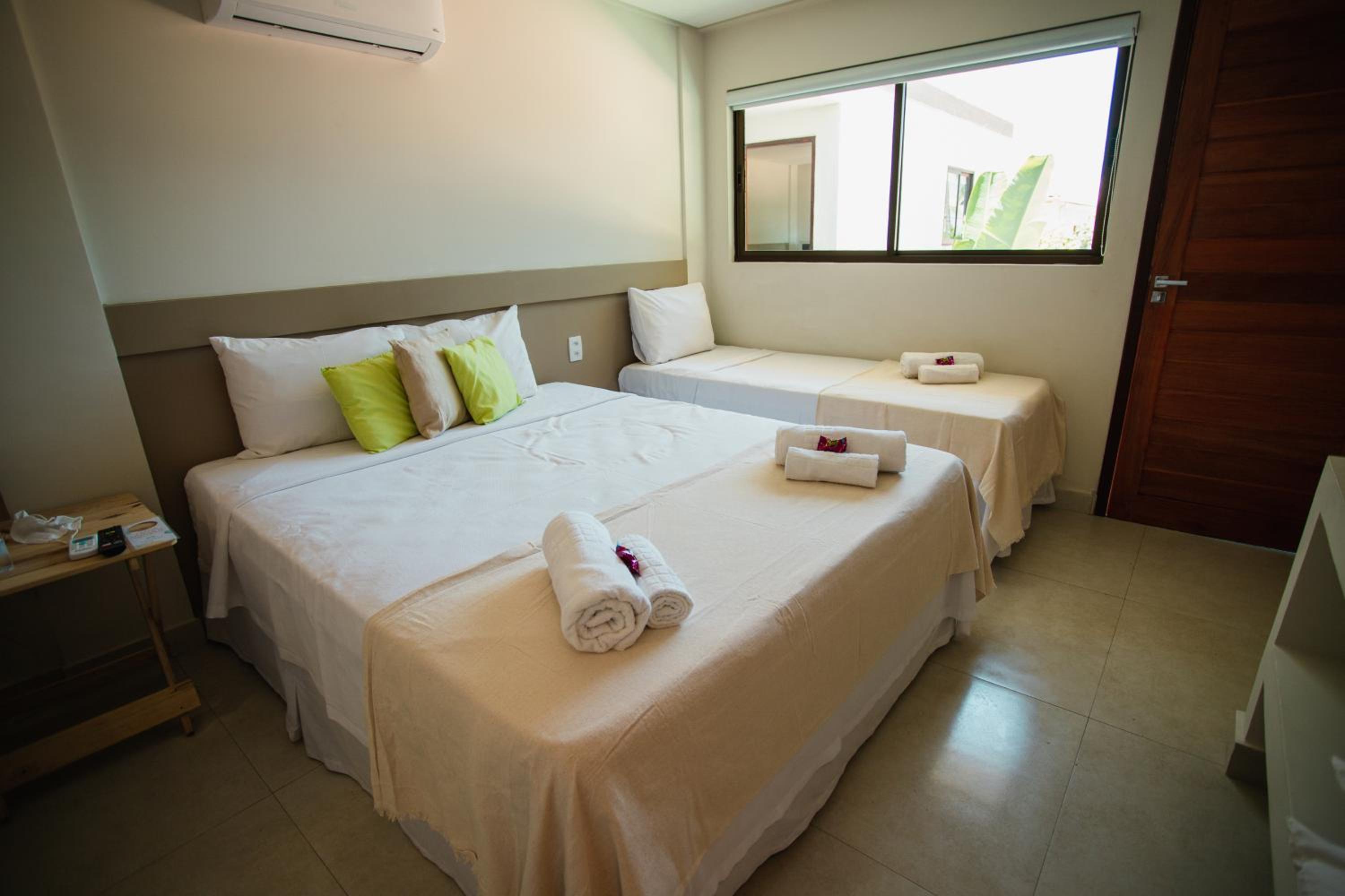 Deluxe Triple Room - Photo 8
