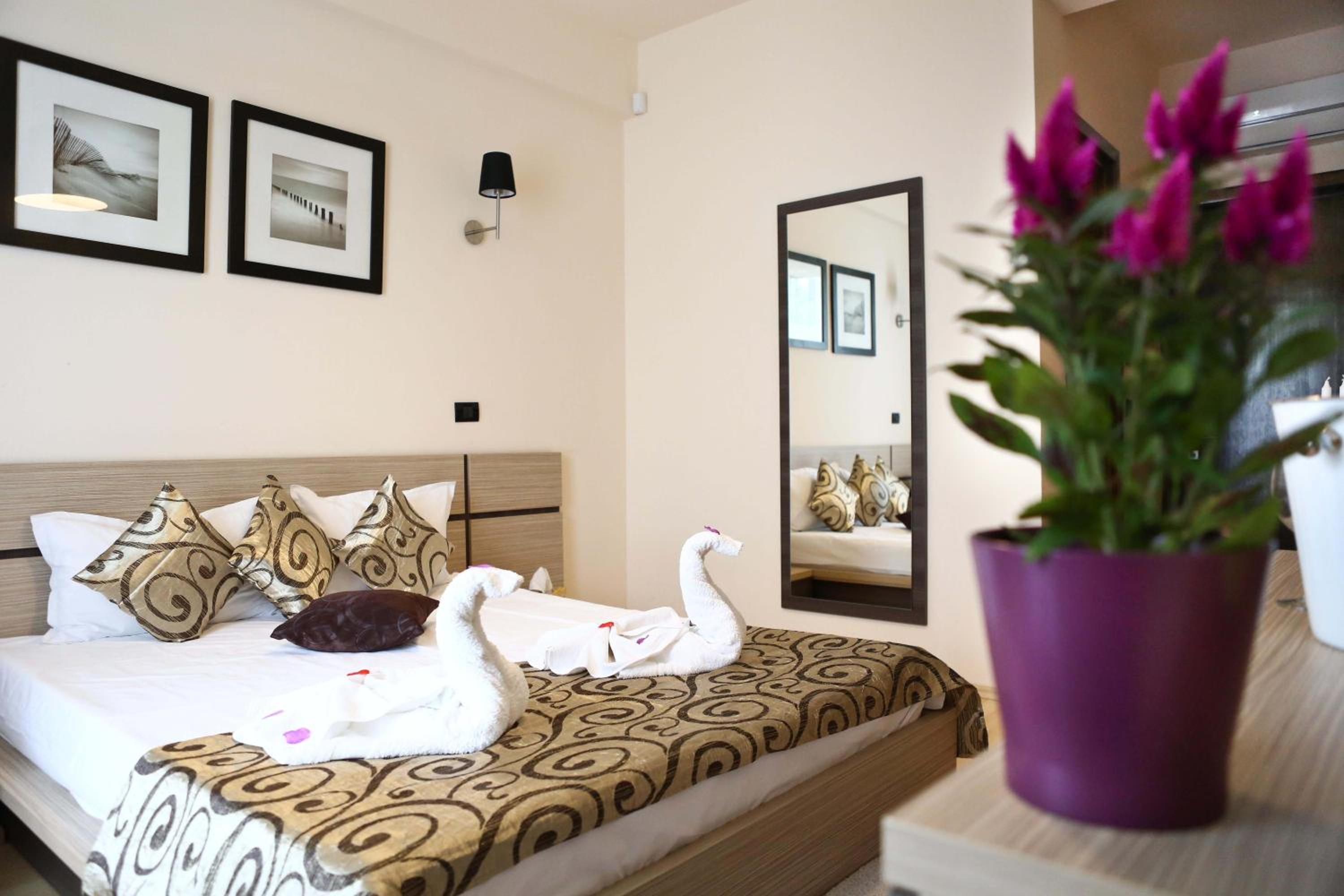 Budget Double Room photo 1