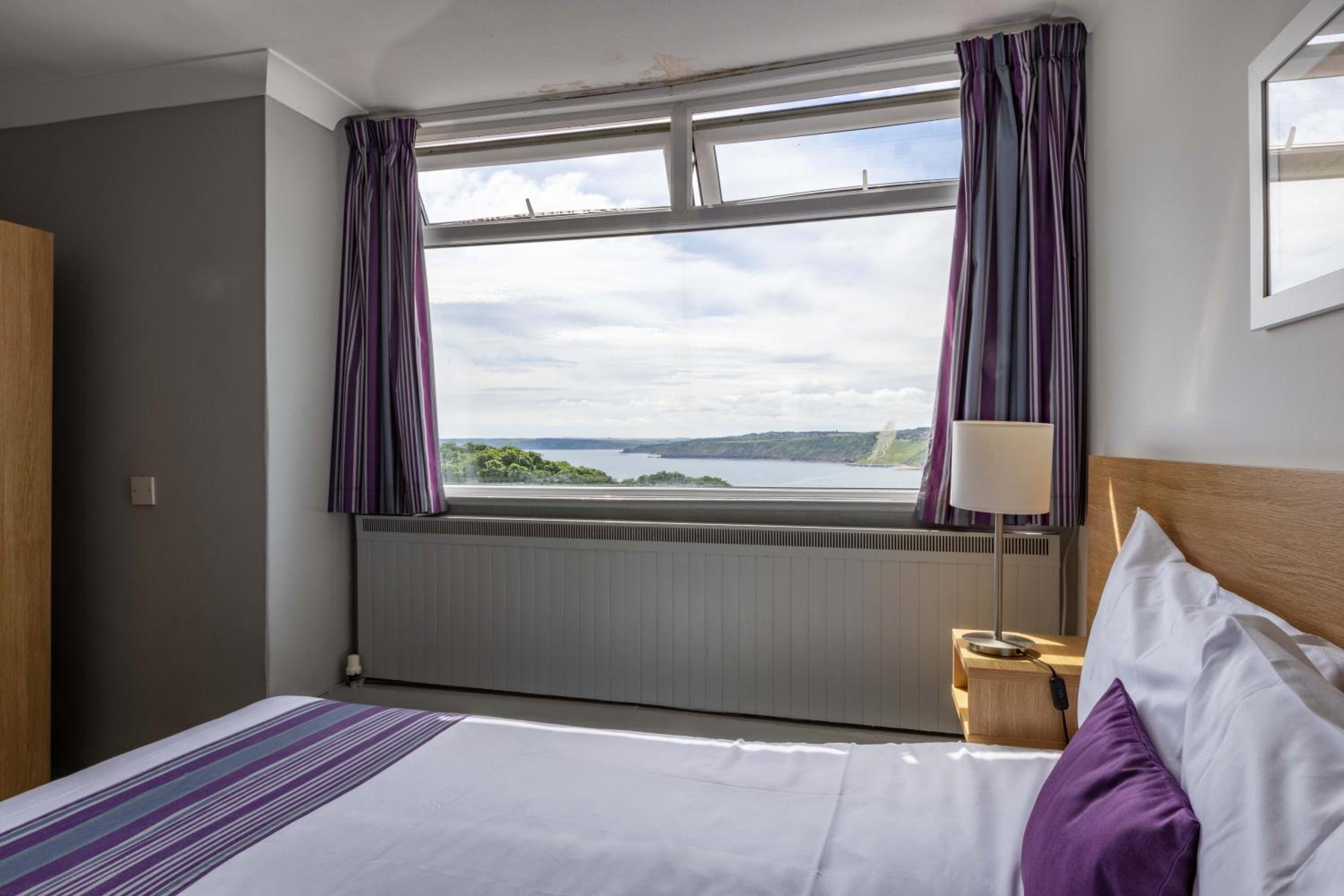 Double Room with Sea View - Photo 3