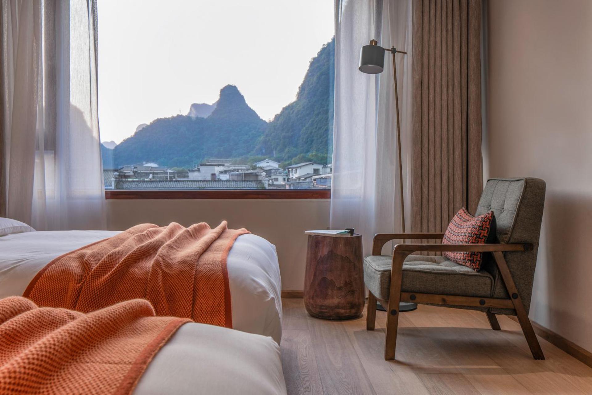 Twin Room with Mountain View photo 2
