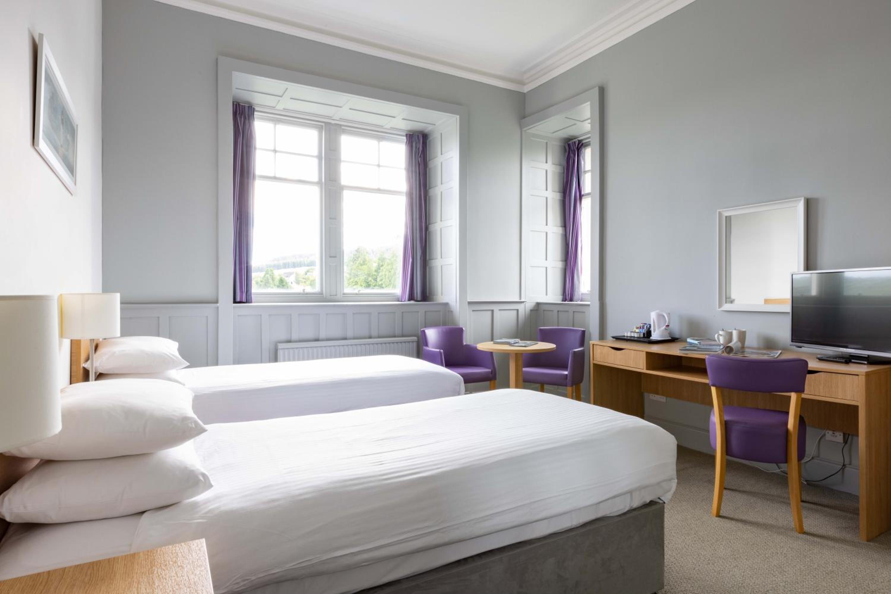 Twin Room with Scenic View