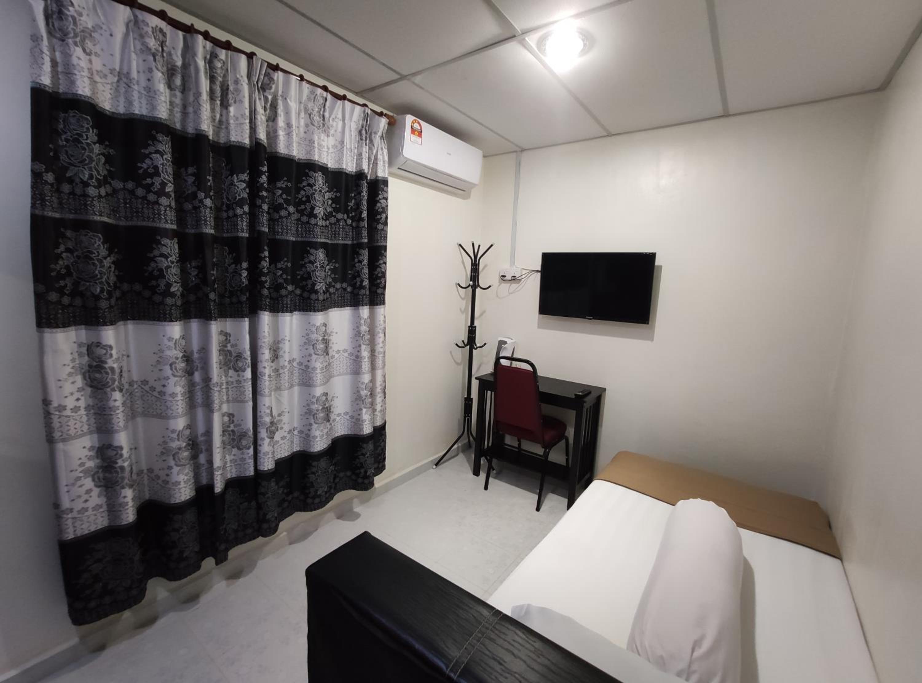 Budget Single Room
