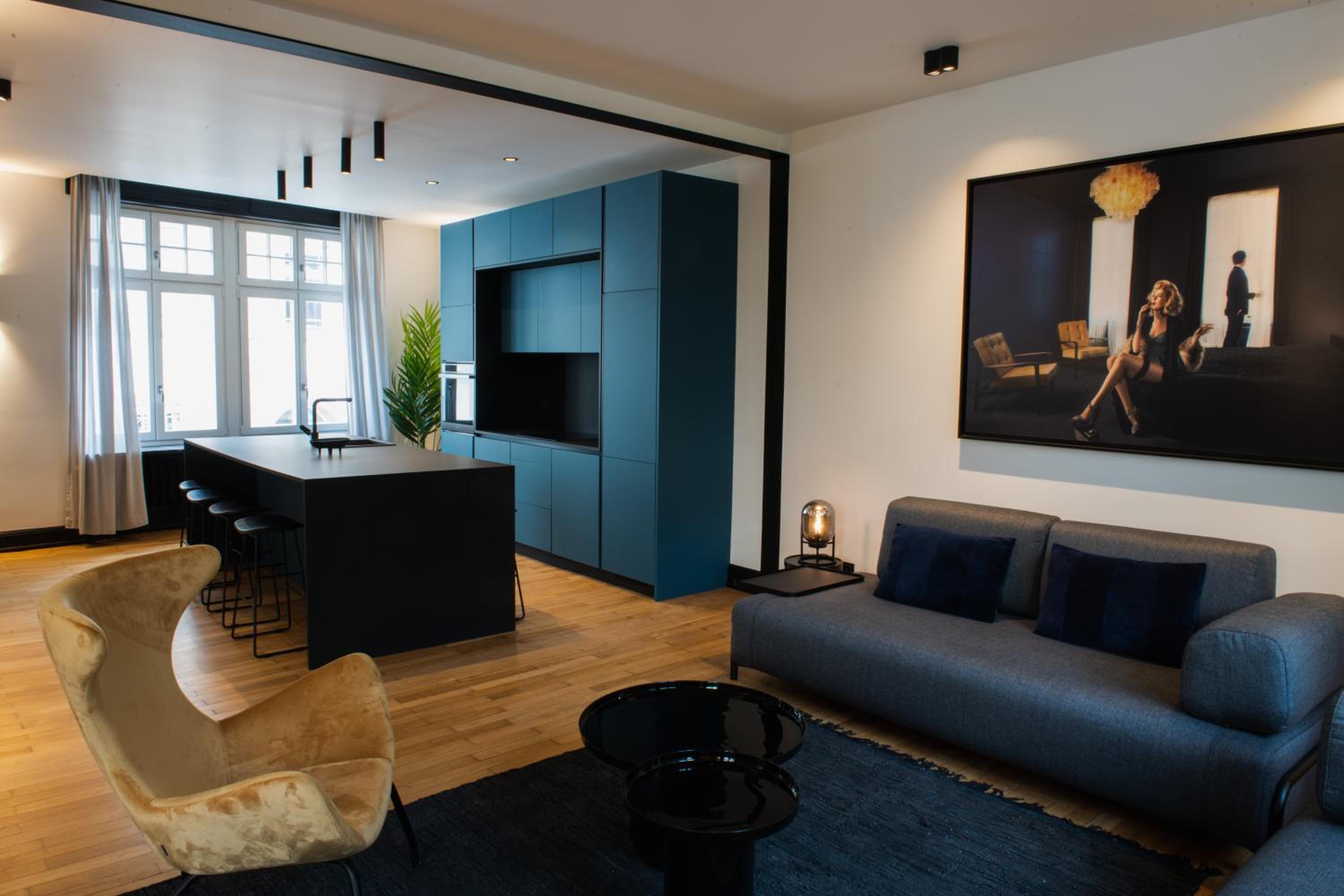 Loft - Photo 1
