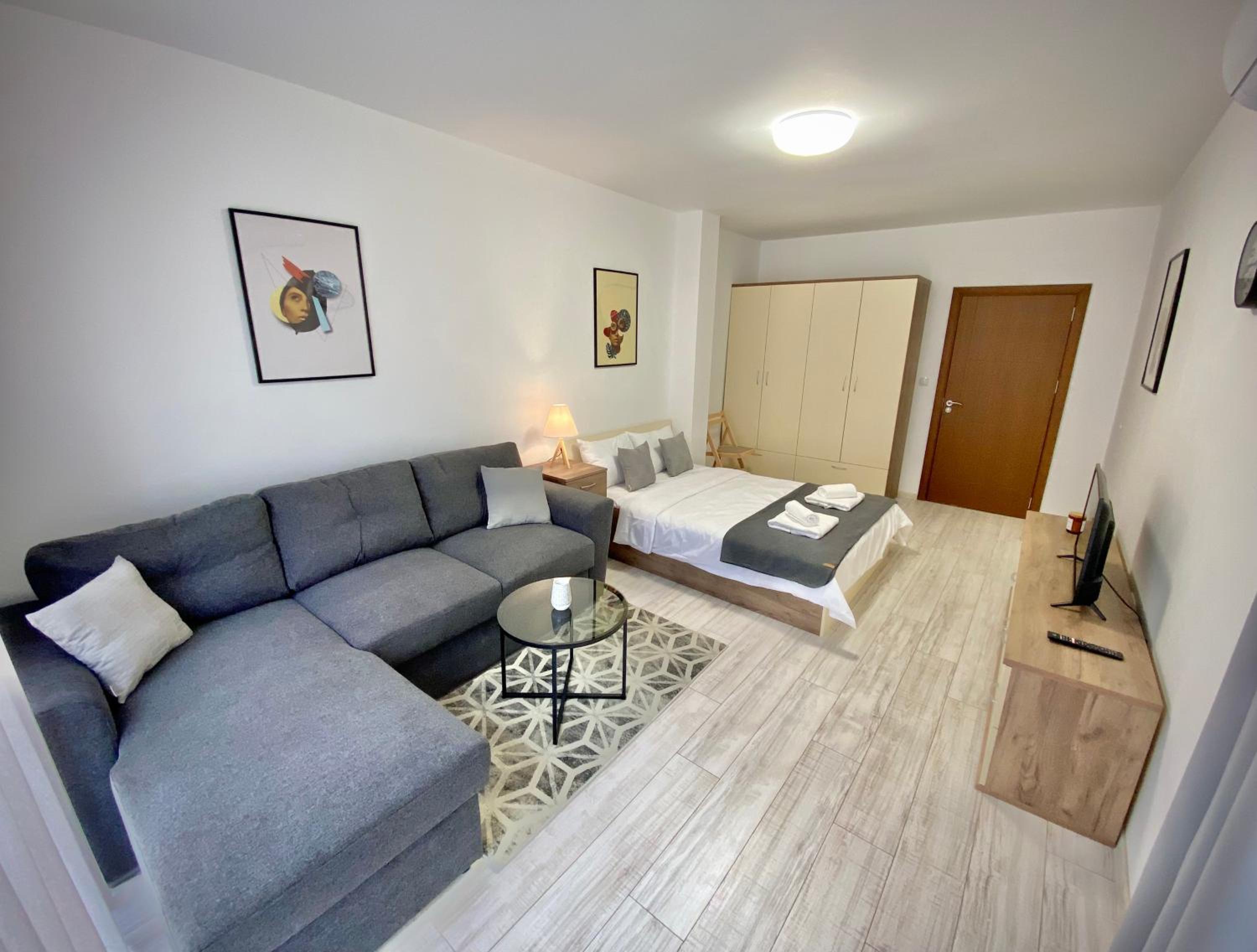 Two-Bedroom Apartment - Photo 18