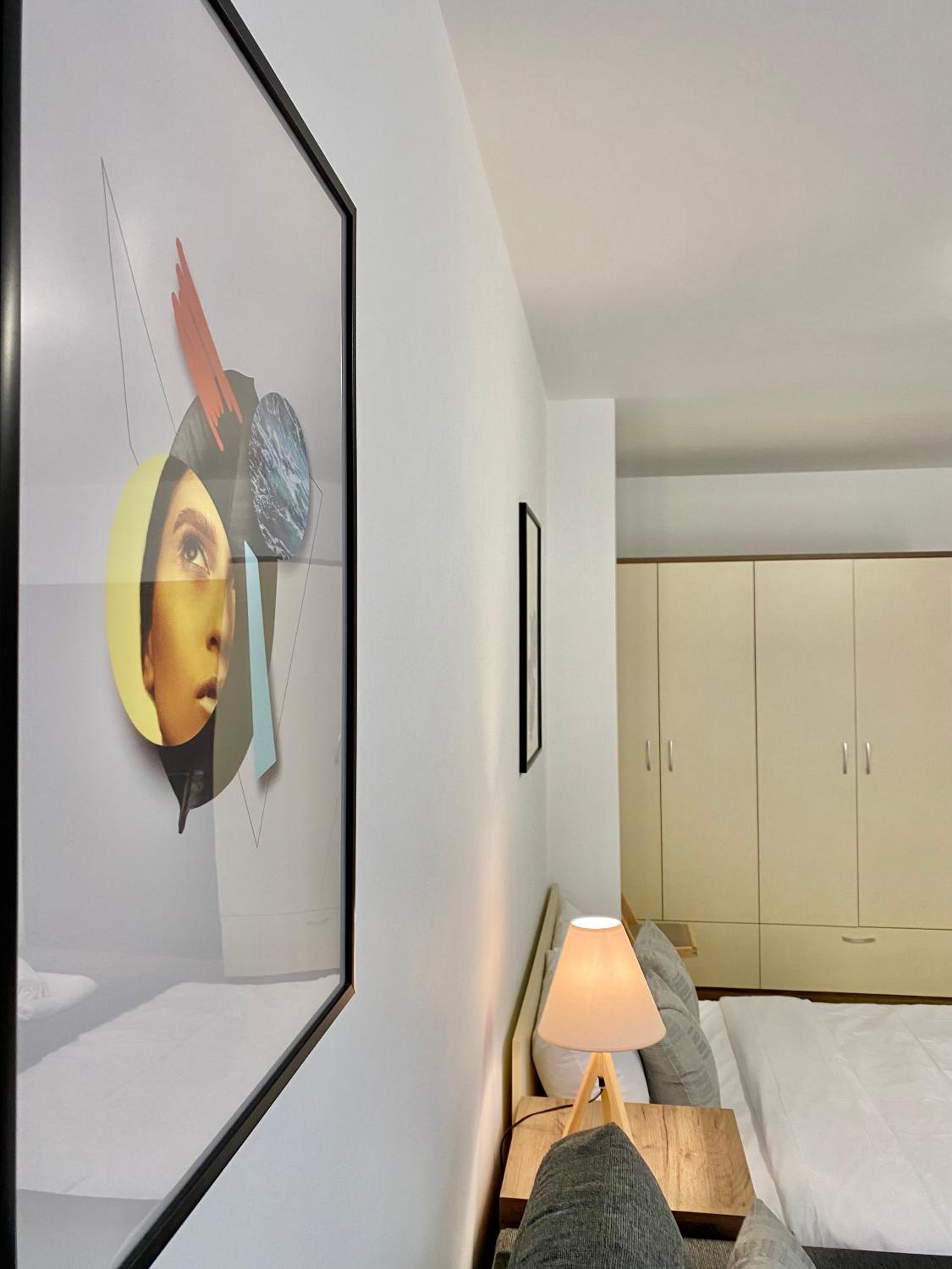 Two-Bedroom Apartment - Photo 19