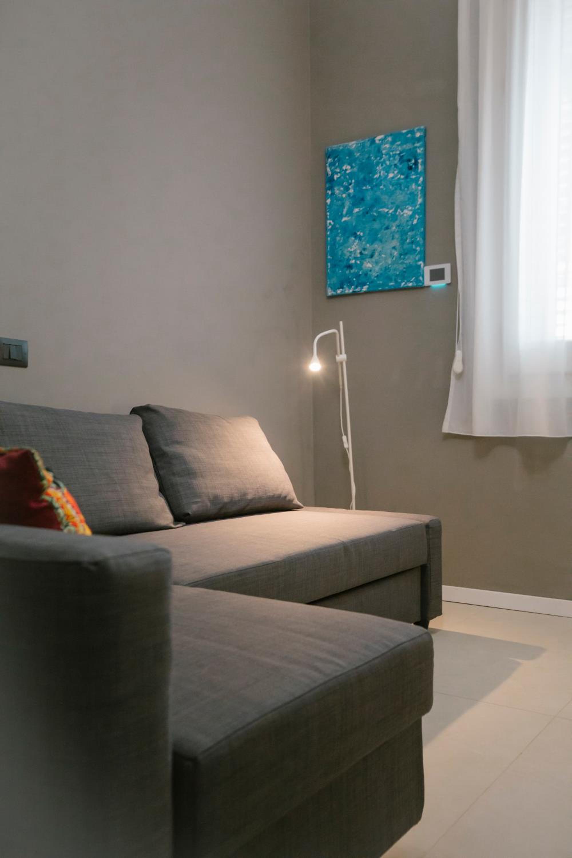 Suite - Photo 10