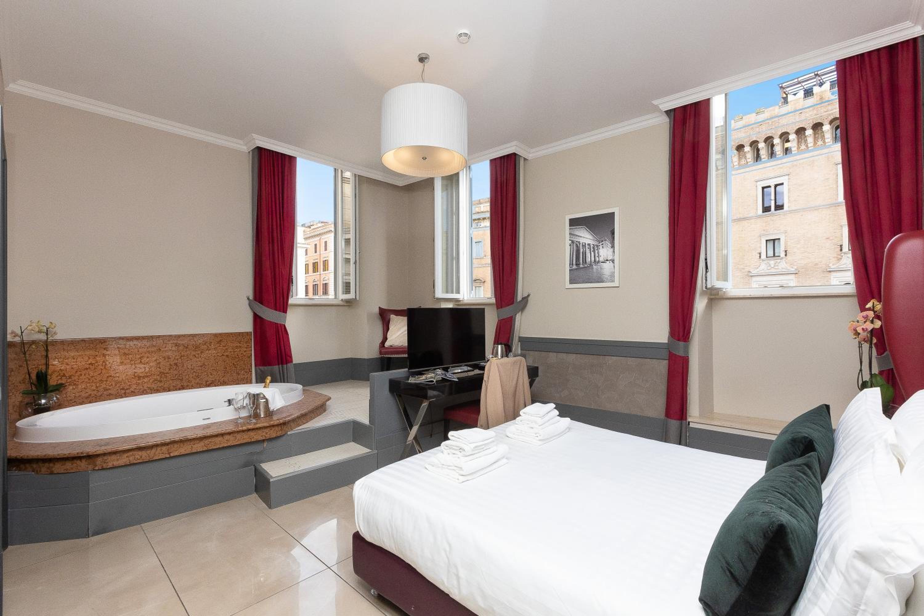 Deluxe Double Room with Bath photo 1
