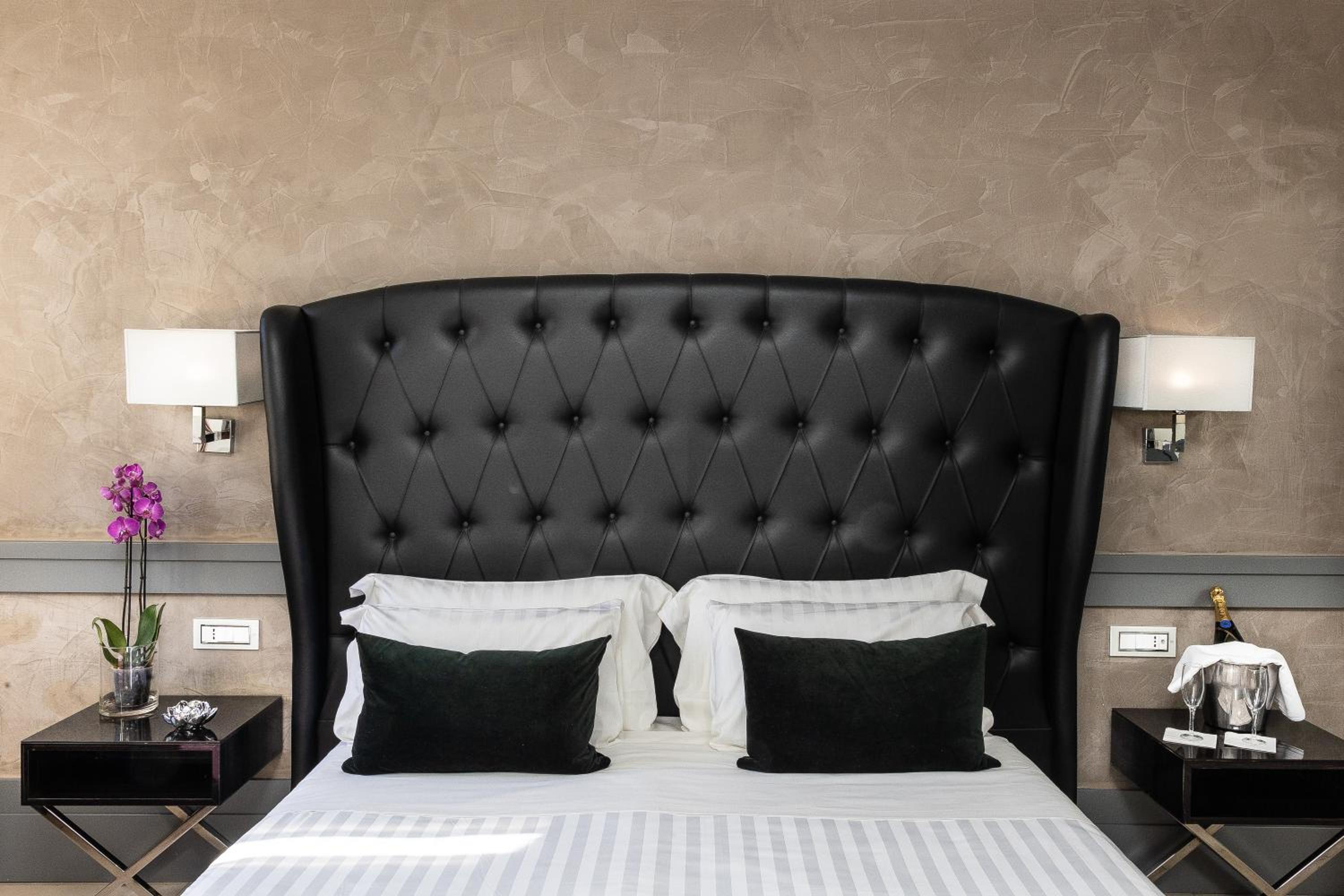 Deluxe Triple Room photo 2