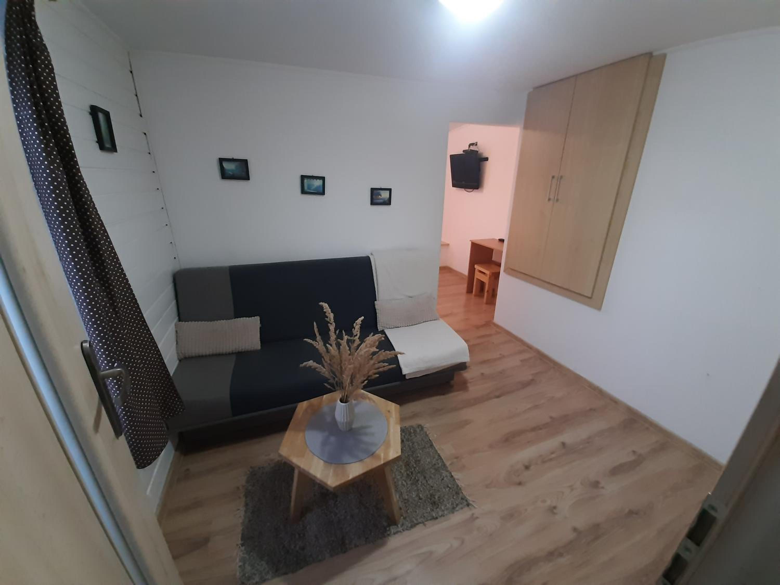 Double Room with Extra Bed photo 3