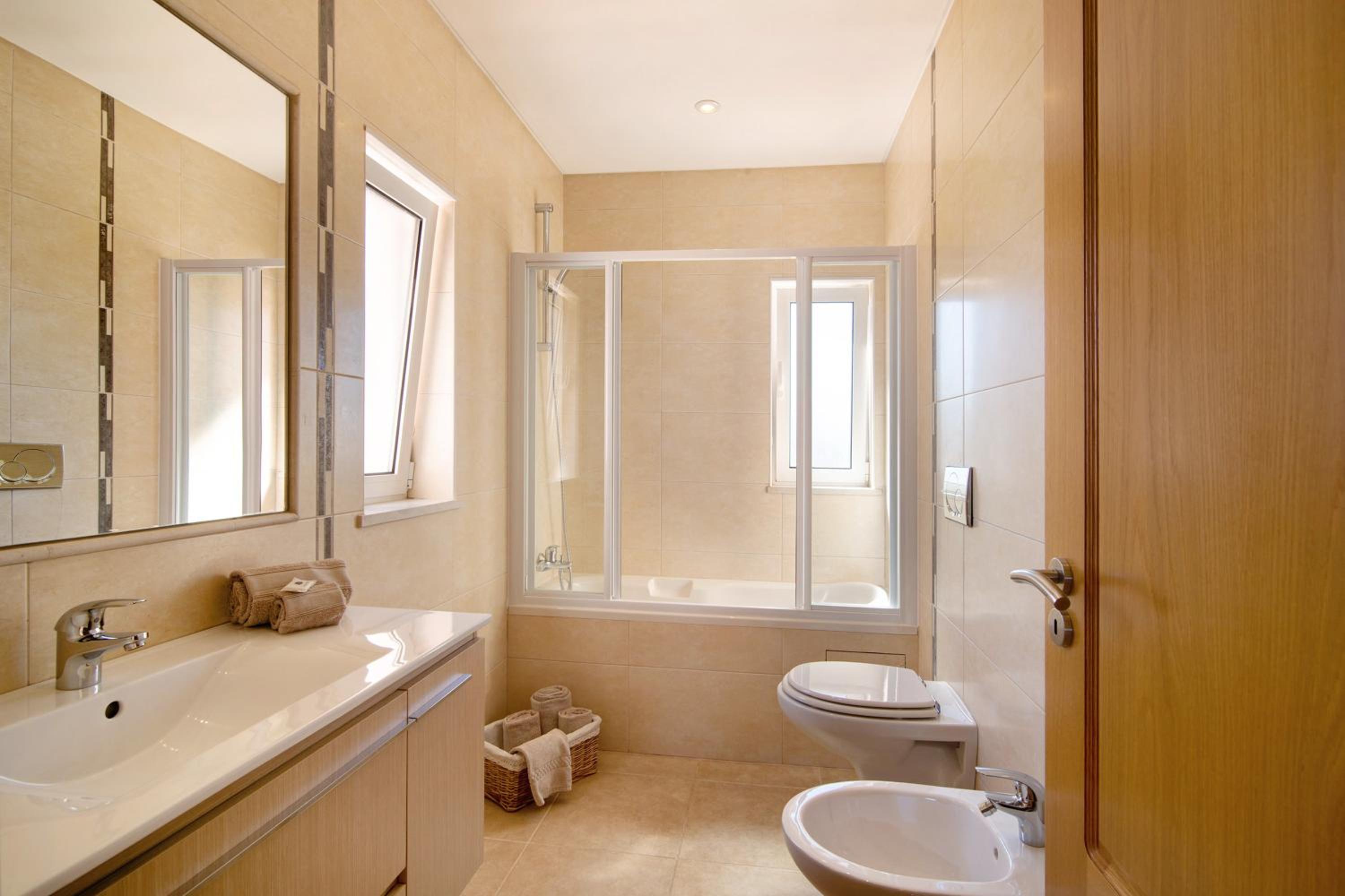 Villa photo 3