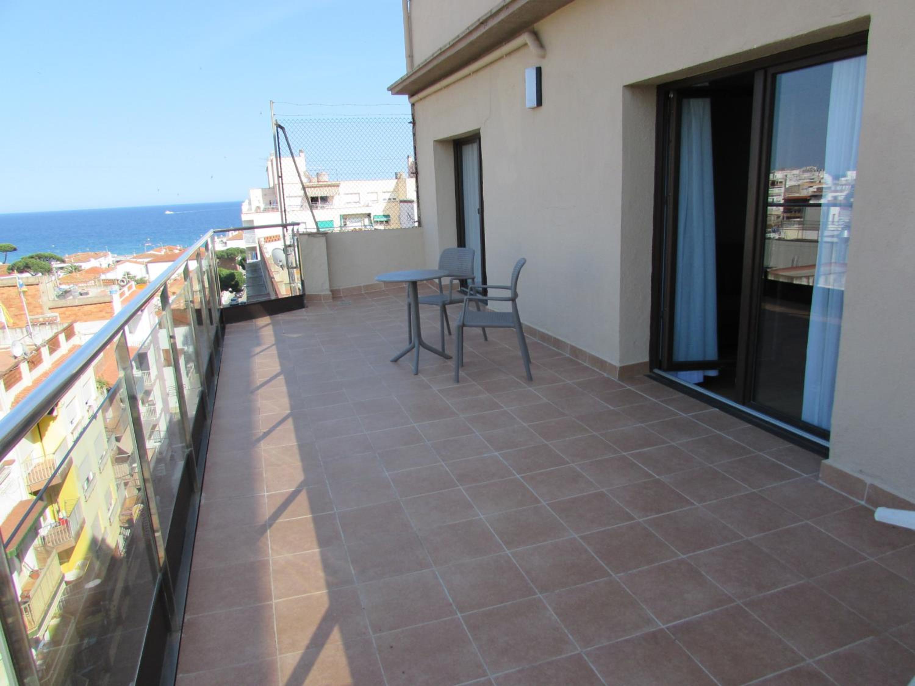 Suite con terraza y vista al mar Suite con terraza y vista al mar