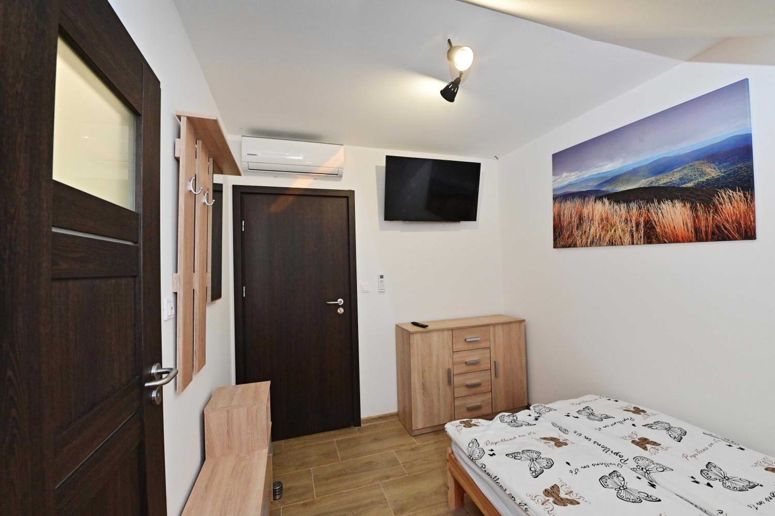 Double Room with Private Bathroom