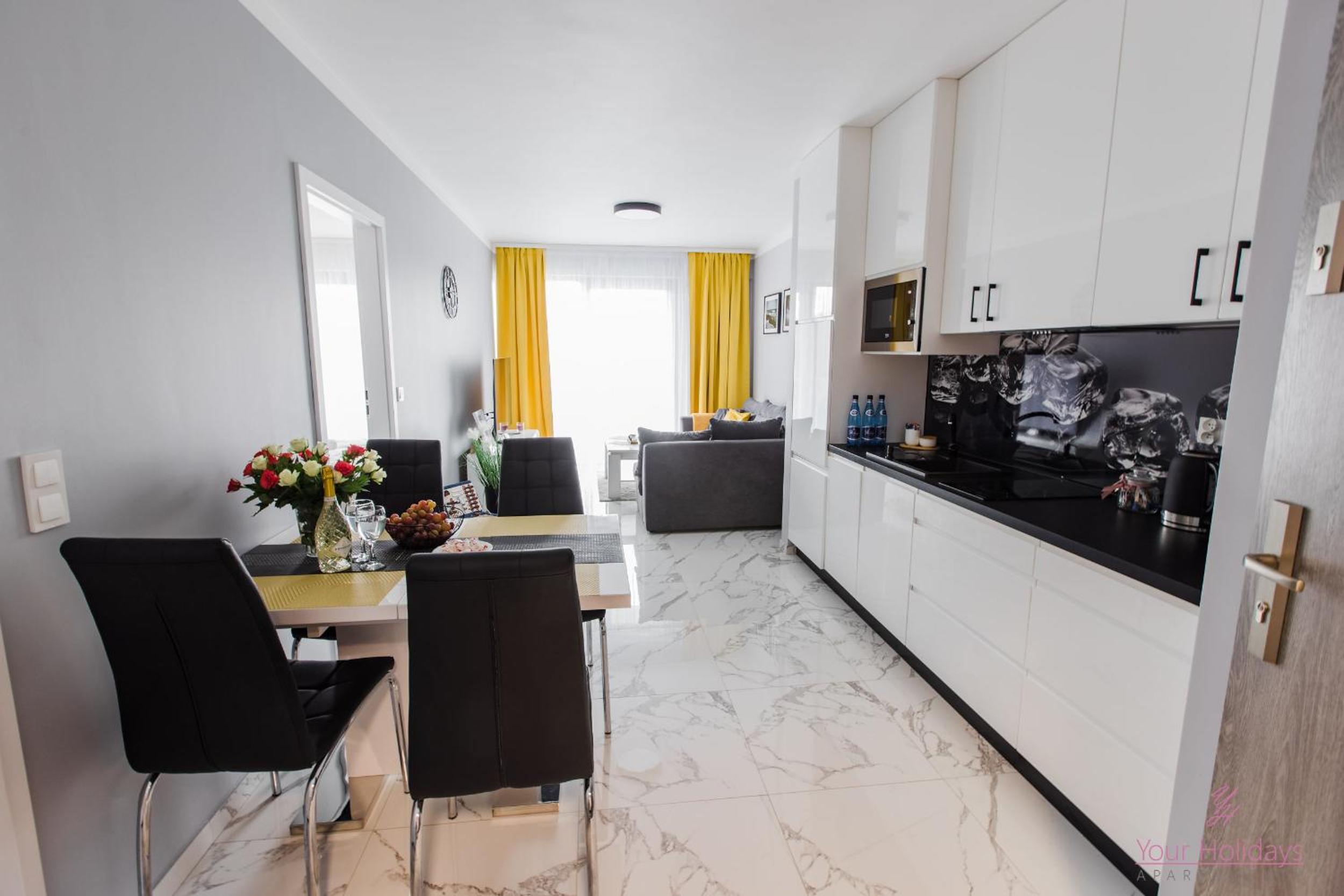 Apartment with Sea View photo 2
