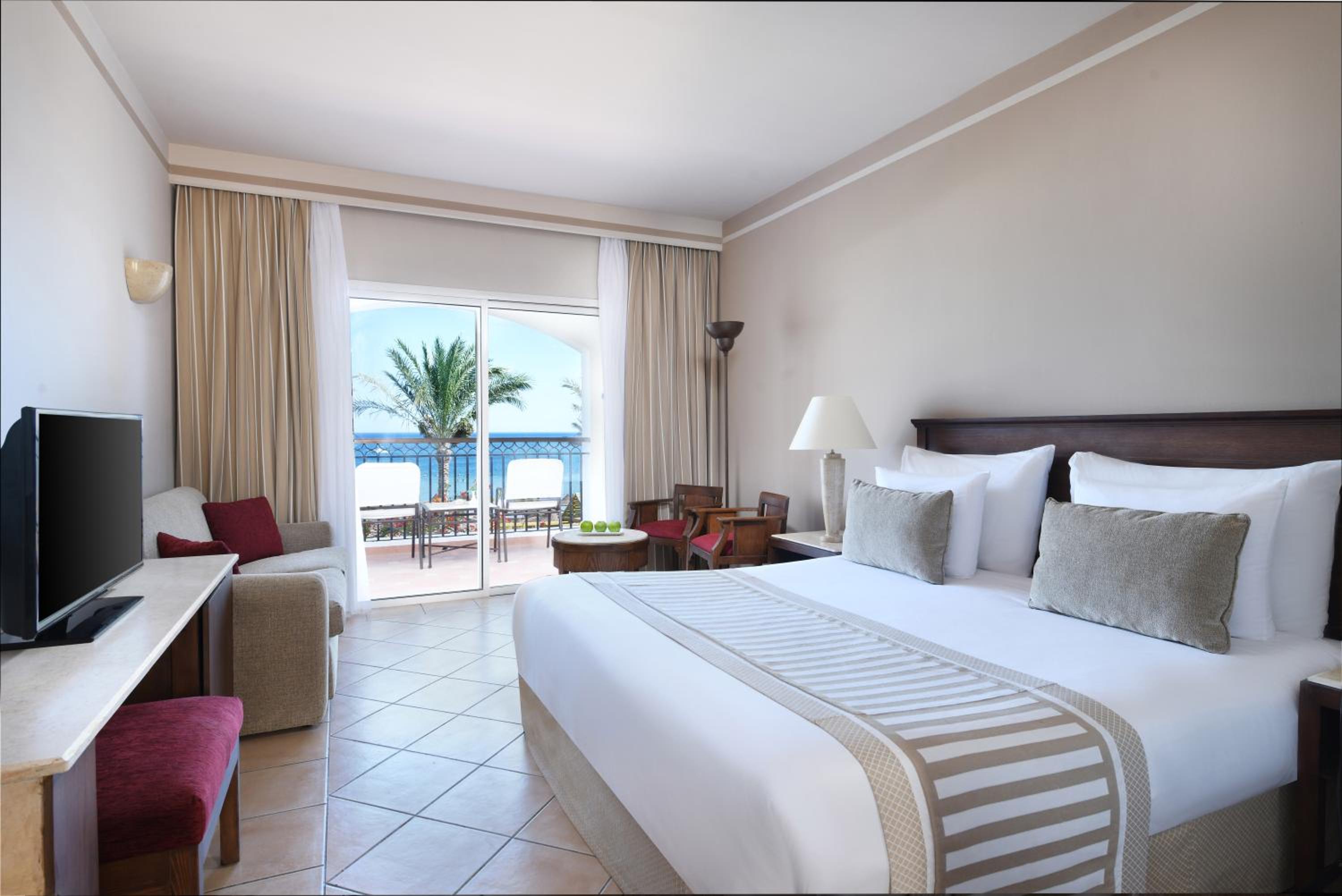 Superior, Queen or Twin Bed, Sea View