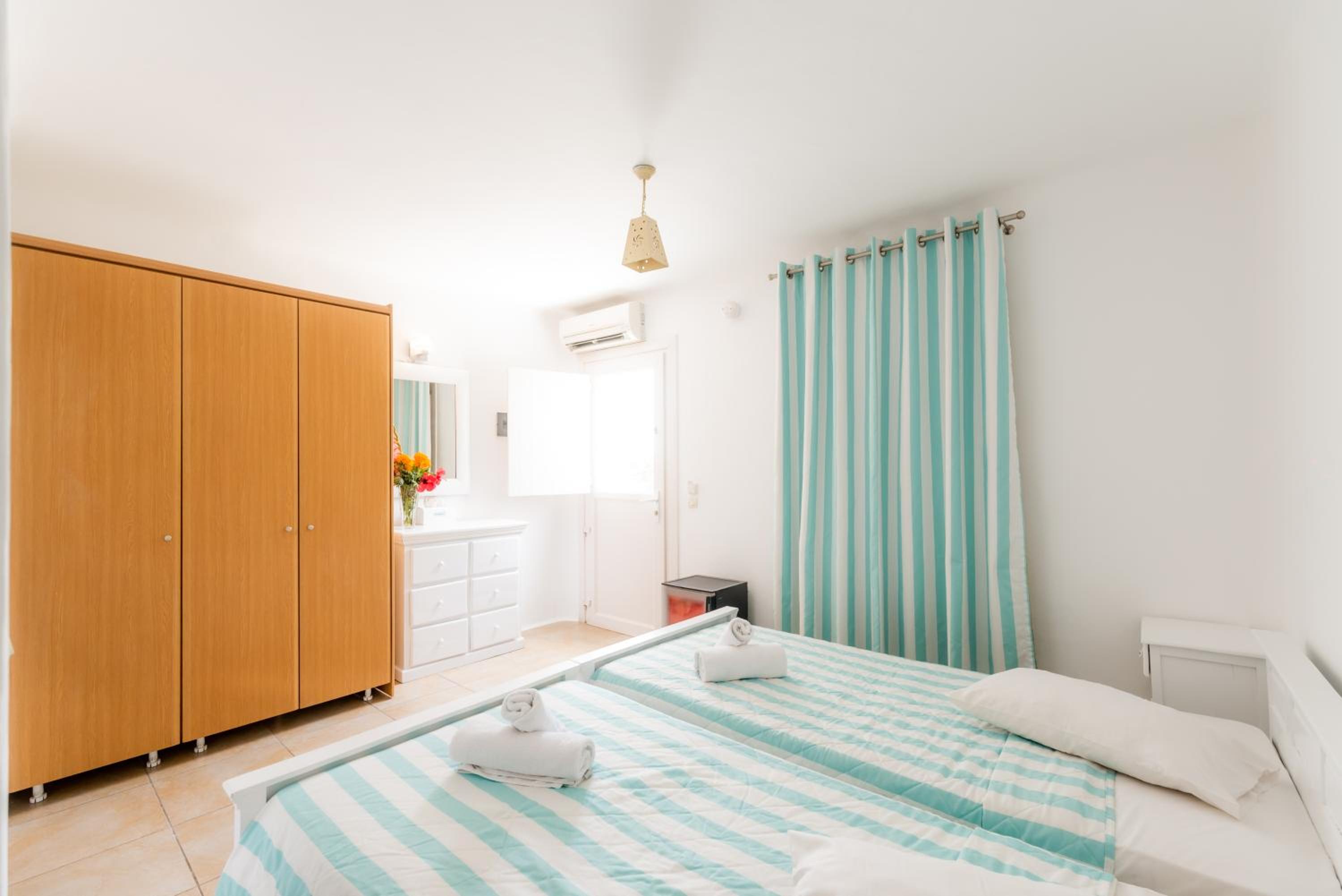 Standard Triple Room photo 3