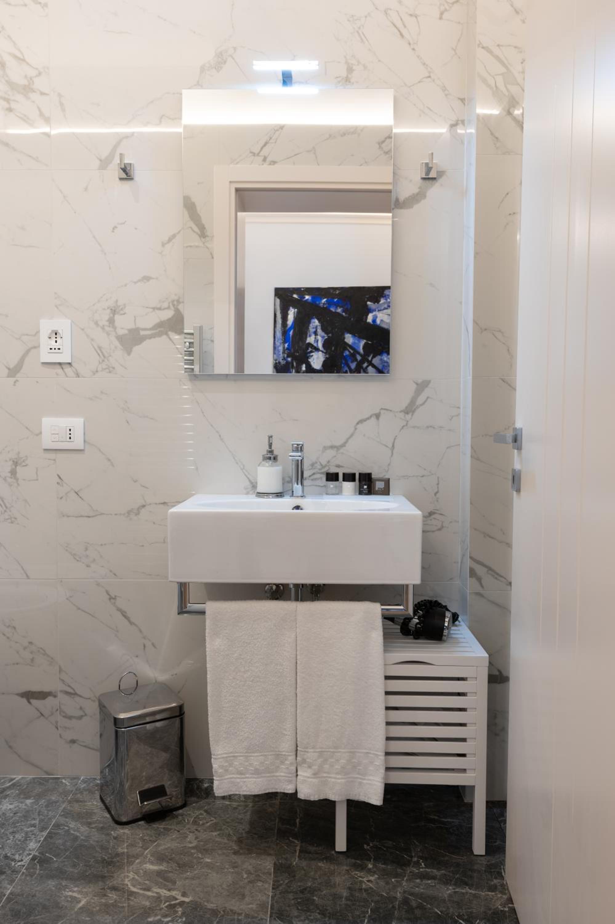 Standard Suite photo 2