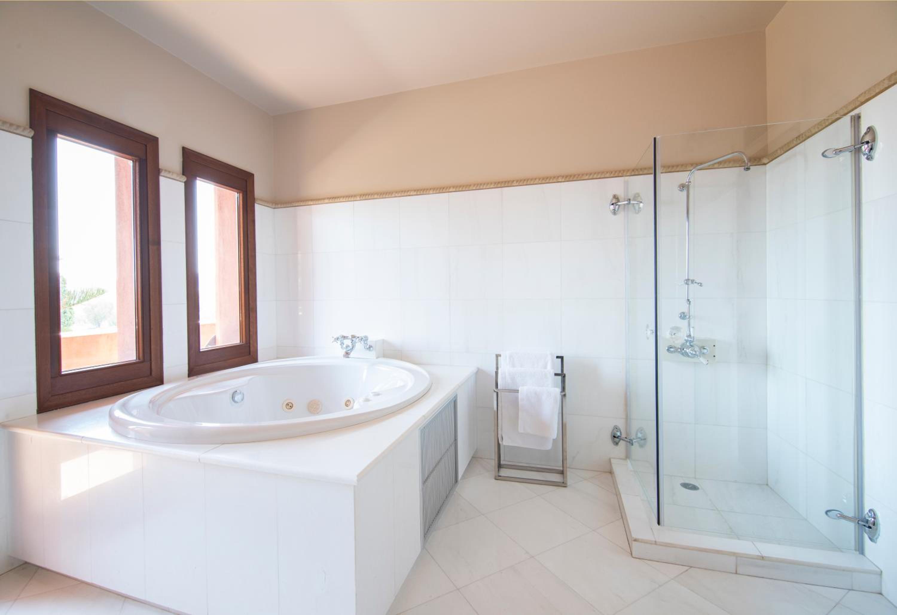 Villa photo 3